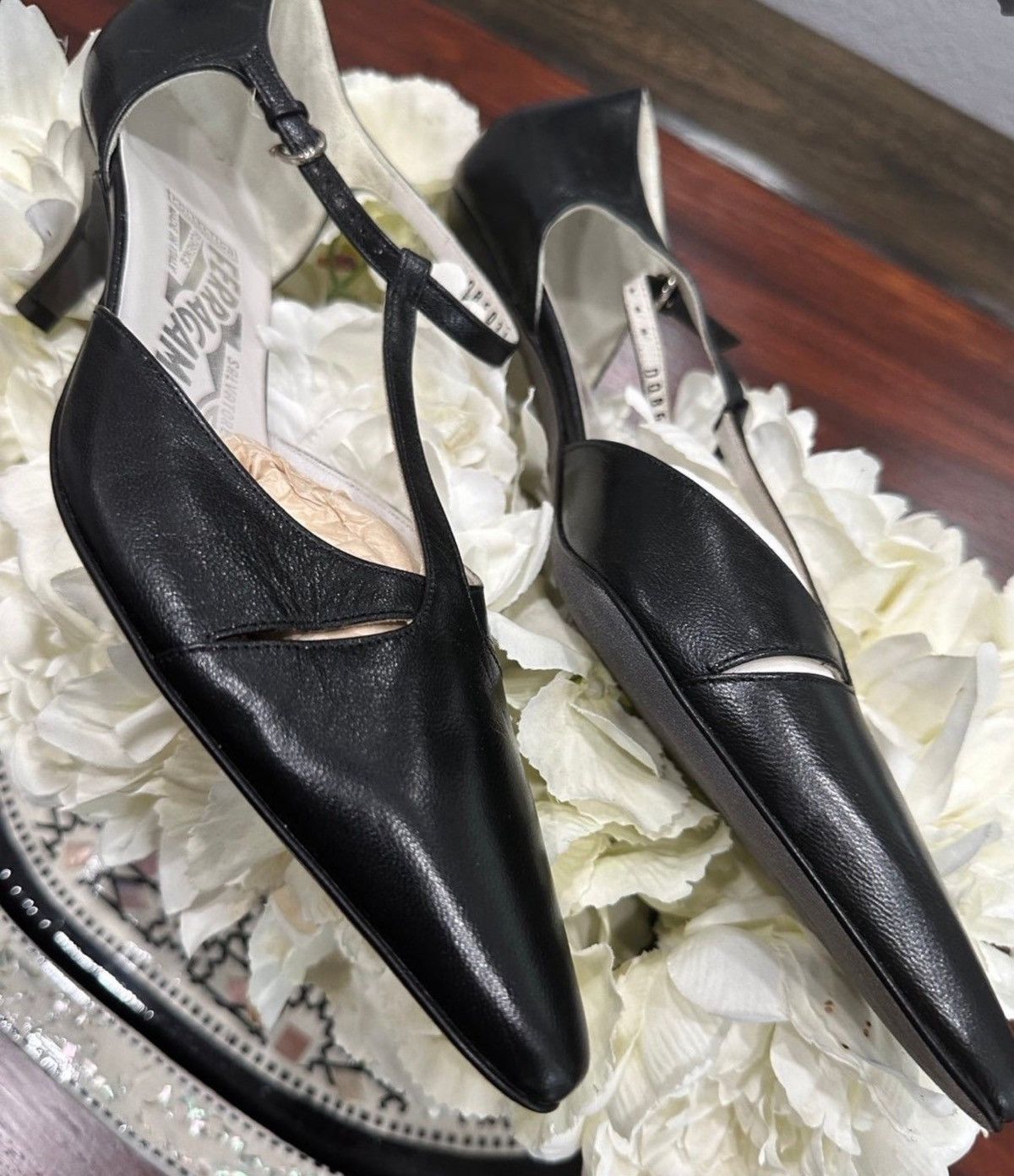 Salvatore Ferragamo Salvatore Ferragamo Woven SlingBack Heels size 7”5 Size US 7.5 / IT 37.5 - 5 Thumbnail