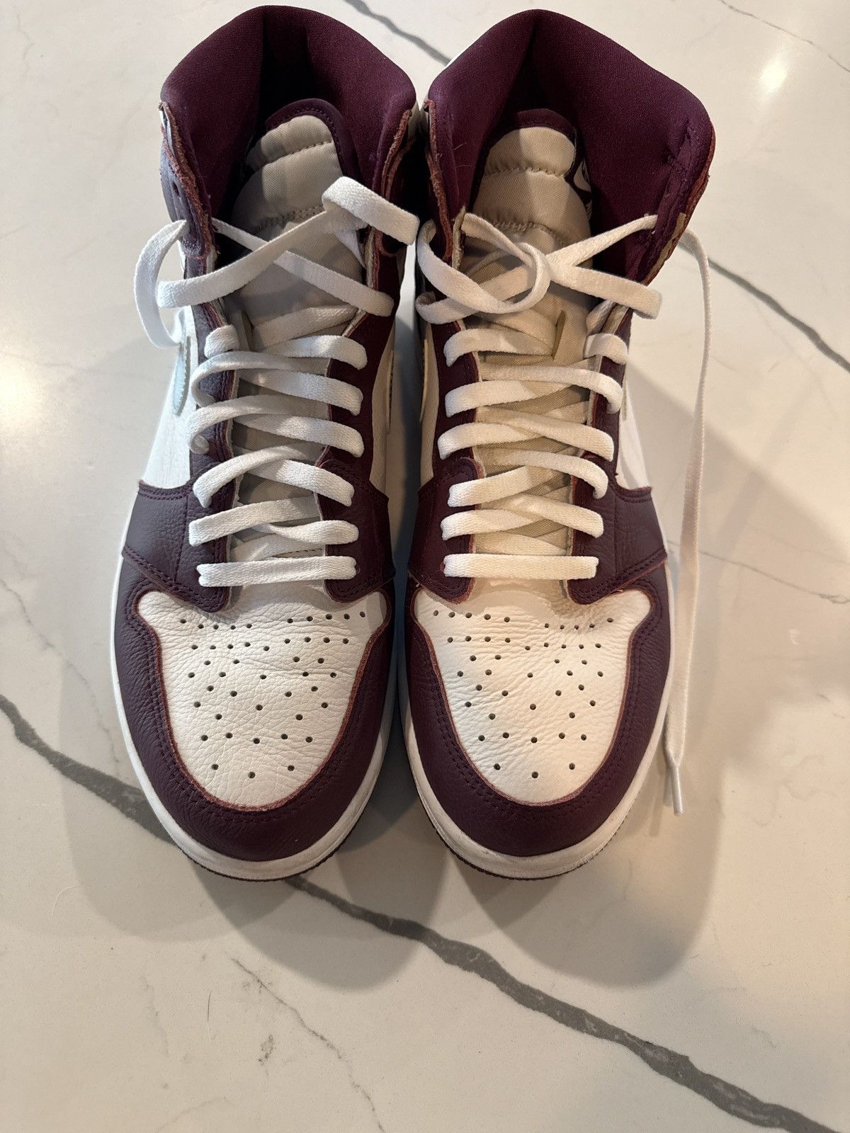 Nike Jordan 1 Retro High OG - Bordeaux Size US 11.5 / EU 44-45 - 5 Thumbnail
