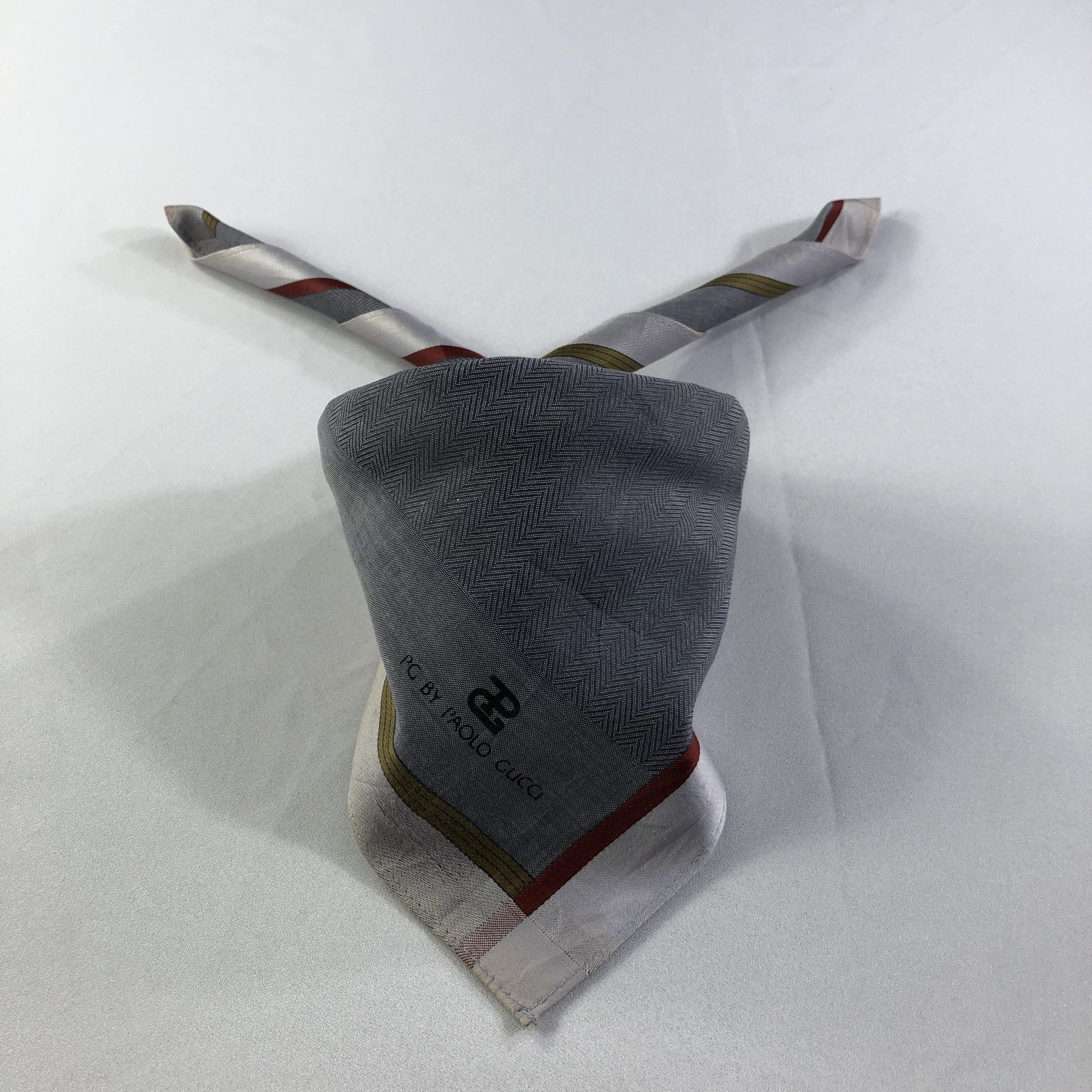 Paolo Gucci Paolo Gucci Handkerchief Neckerchief Bandana H1695 Size ONE SIZE - 1 Thumbnail