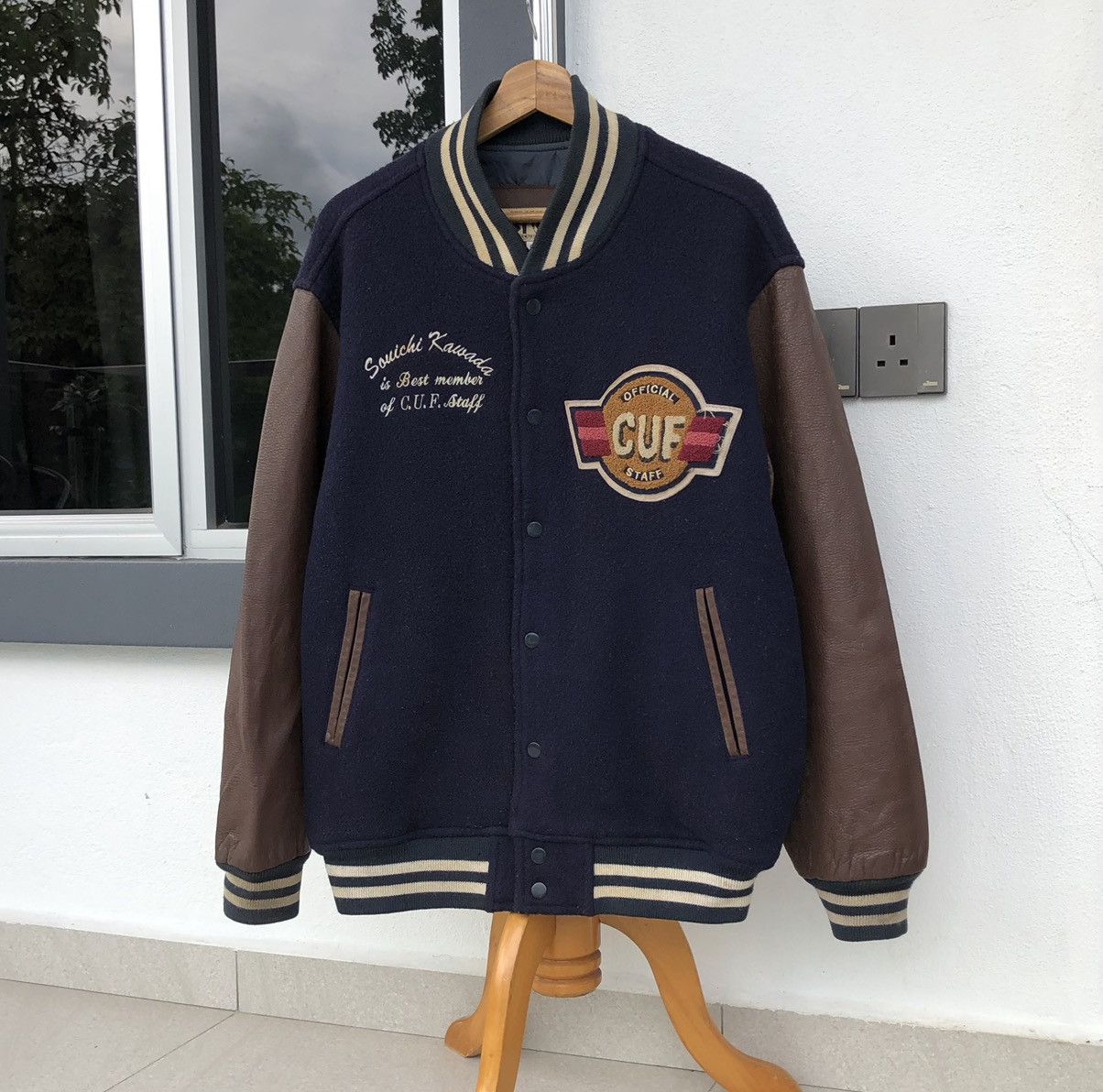 Japanese Brand Vintage C.U.F Staff Team Wool Leather Sleeve Varsity Jacket Size US M / EU 48-50 / 2 - 2 Thumbnail