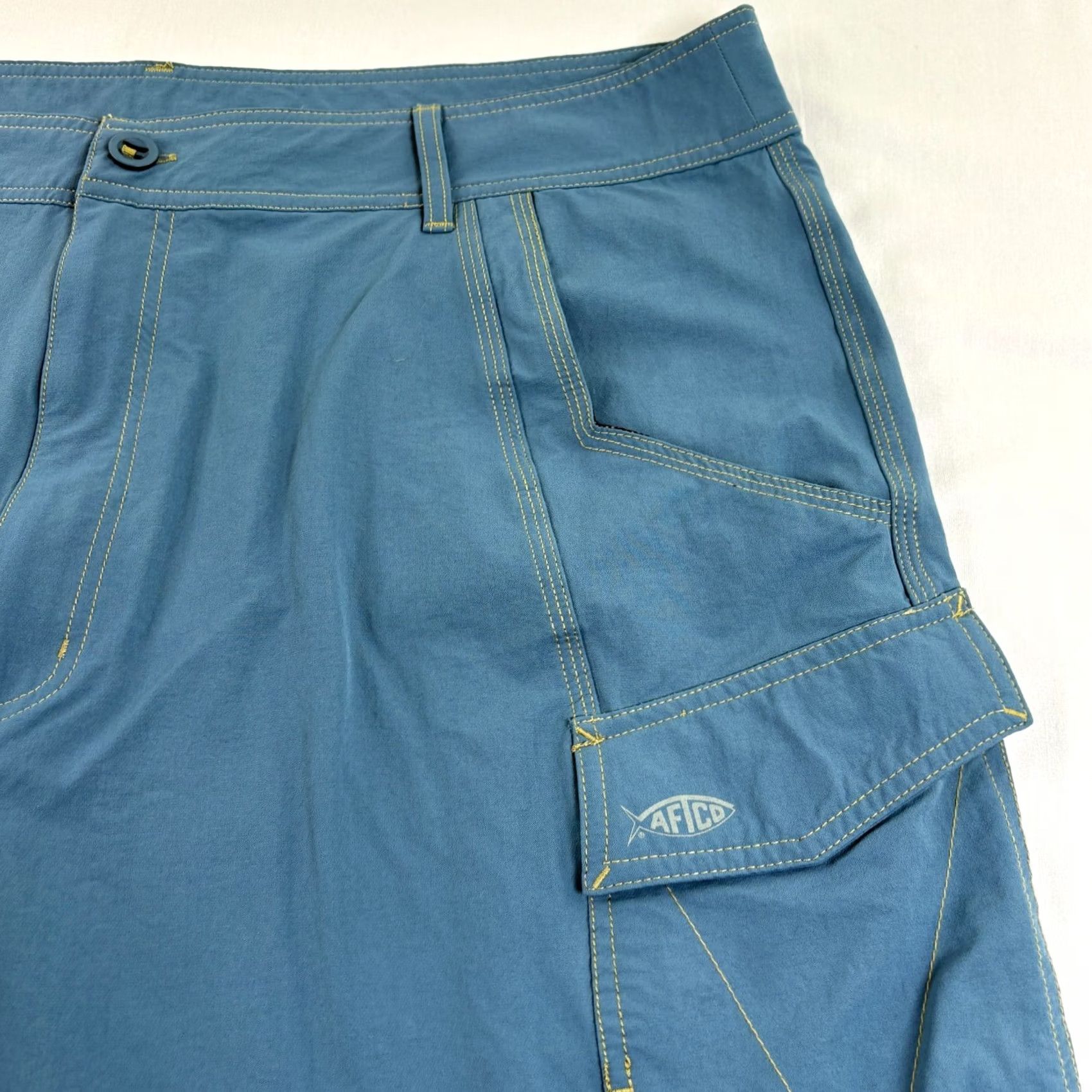 Vintage AFTCO Shorts Cargo Mens 42 Blue Nylon Stretch Regular Inseam 10" Logo Front Solid Ships? Size US 42 / EU 58 - 2 Thumbnail
