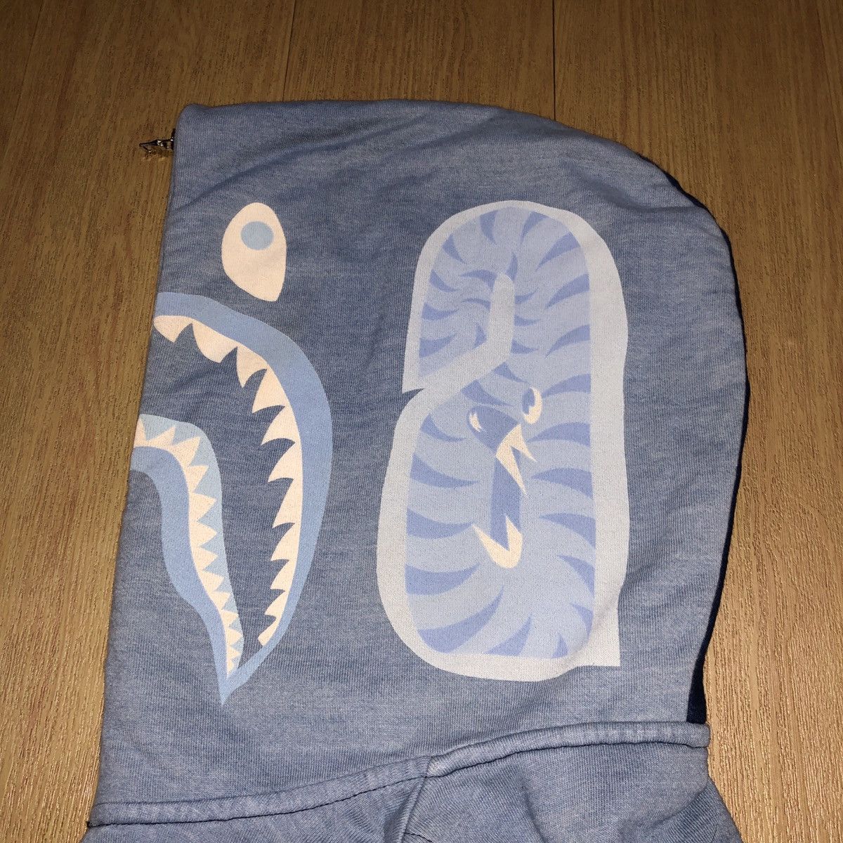 Bape RARE OG BAPE Indigo Shark Hoodie Size US M / EU 48-50 / 2 - 6 Thumbnail