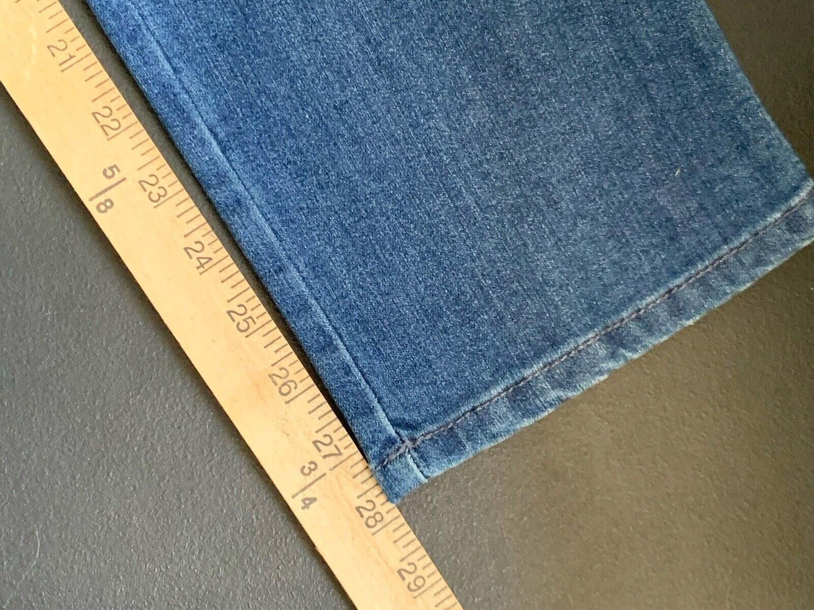 Gloria Vanderbilt Gloria Vanderbilt Jeans Amanda Tapered Leg Classic Rise Size 32" / US 10 / IT 46 - 11 Thumbnail