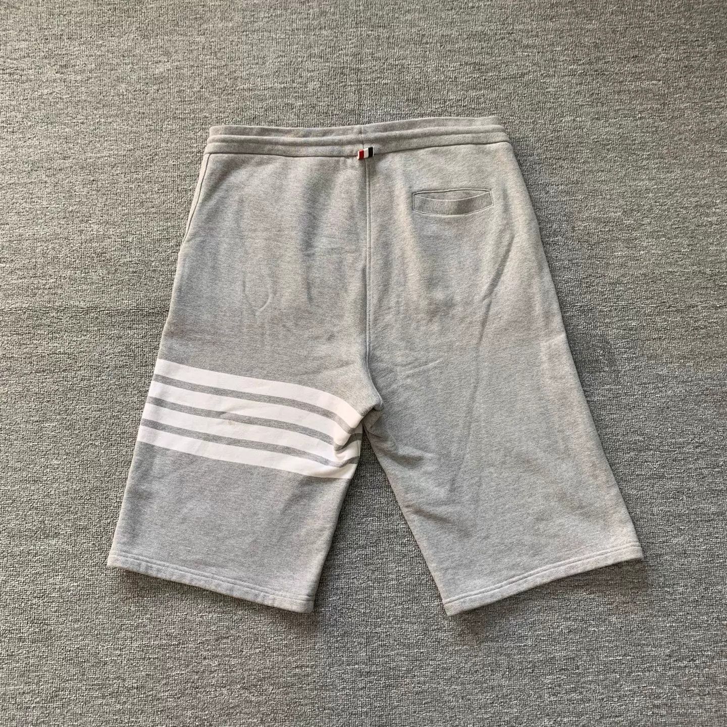 Thom Browne TB Gray 4Stripe Short 5 95 New Left Back Leg Stain Size US 38 / EU 54 - 2 Thumbnail