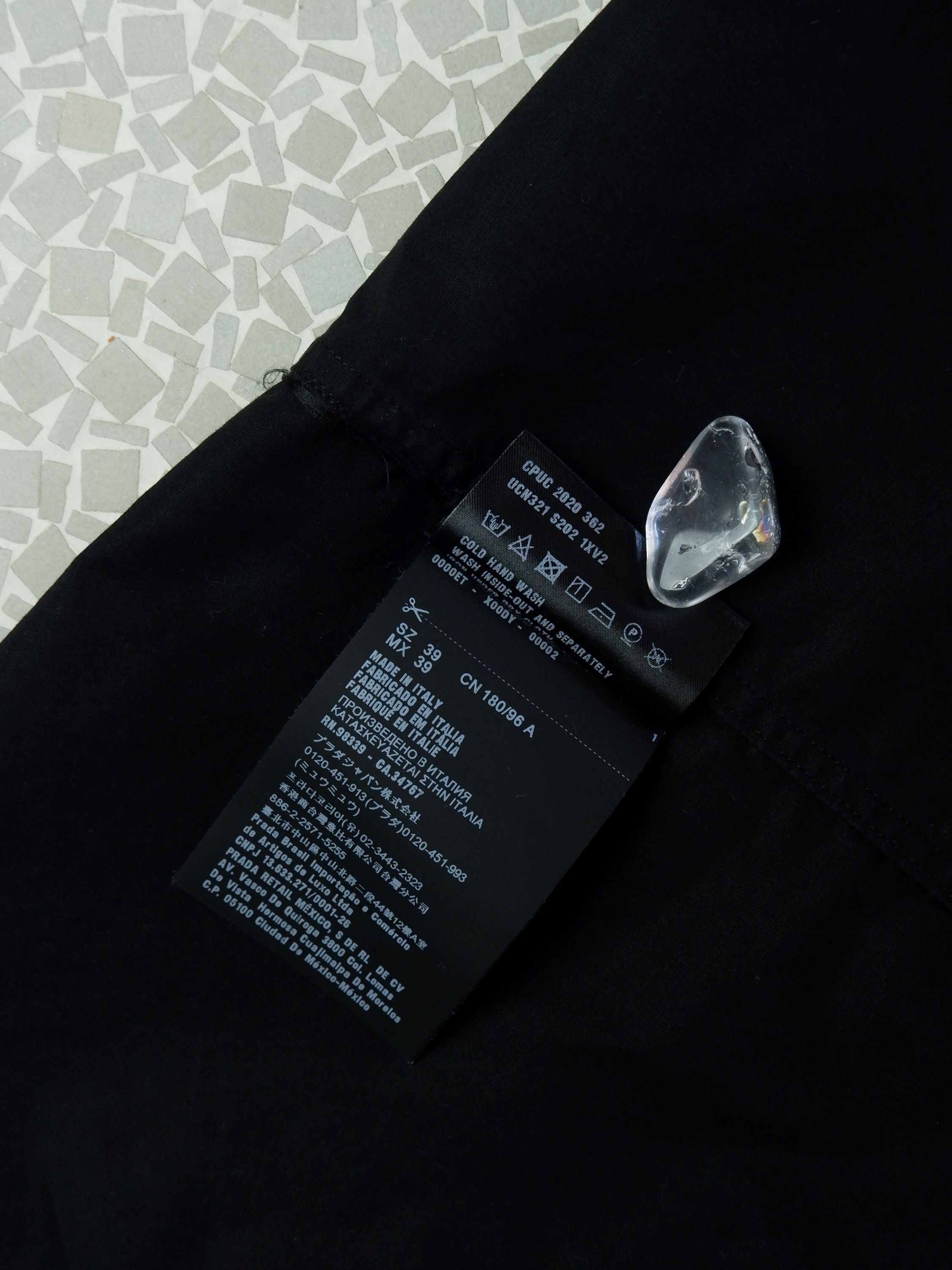 Prada Last drop! Prada shirt with ruffled bib runway FW20 Size US S / EU 44-46 / 1 - 12 Thumbnail