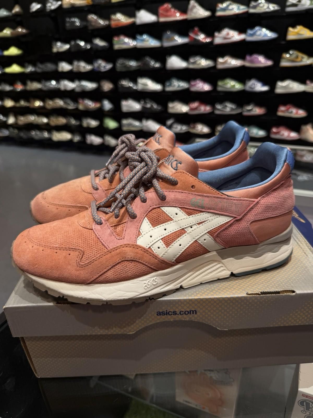 Asics ASICS Gel Lyte V Ronnie Fieg Rose Gold [Size 11.5] W/ Box Size US 11.5 / EU 44-45 - 3 Thumbnail