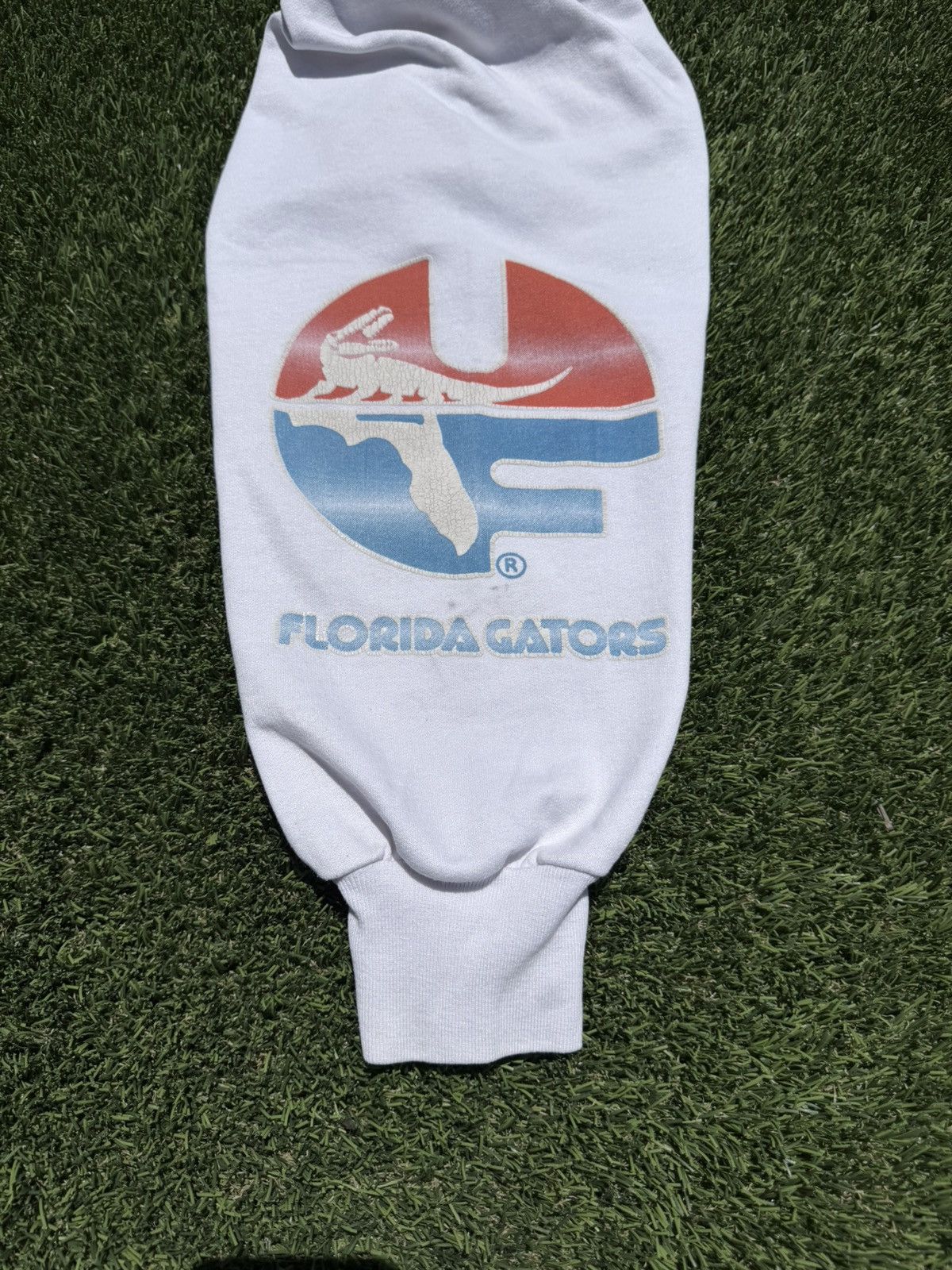 Vintage Vintage 90s University of Florida Gators AOP Crewneck Size US XL / EU 56 / 4 - 4 Thumbnail