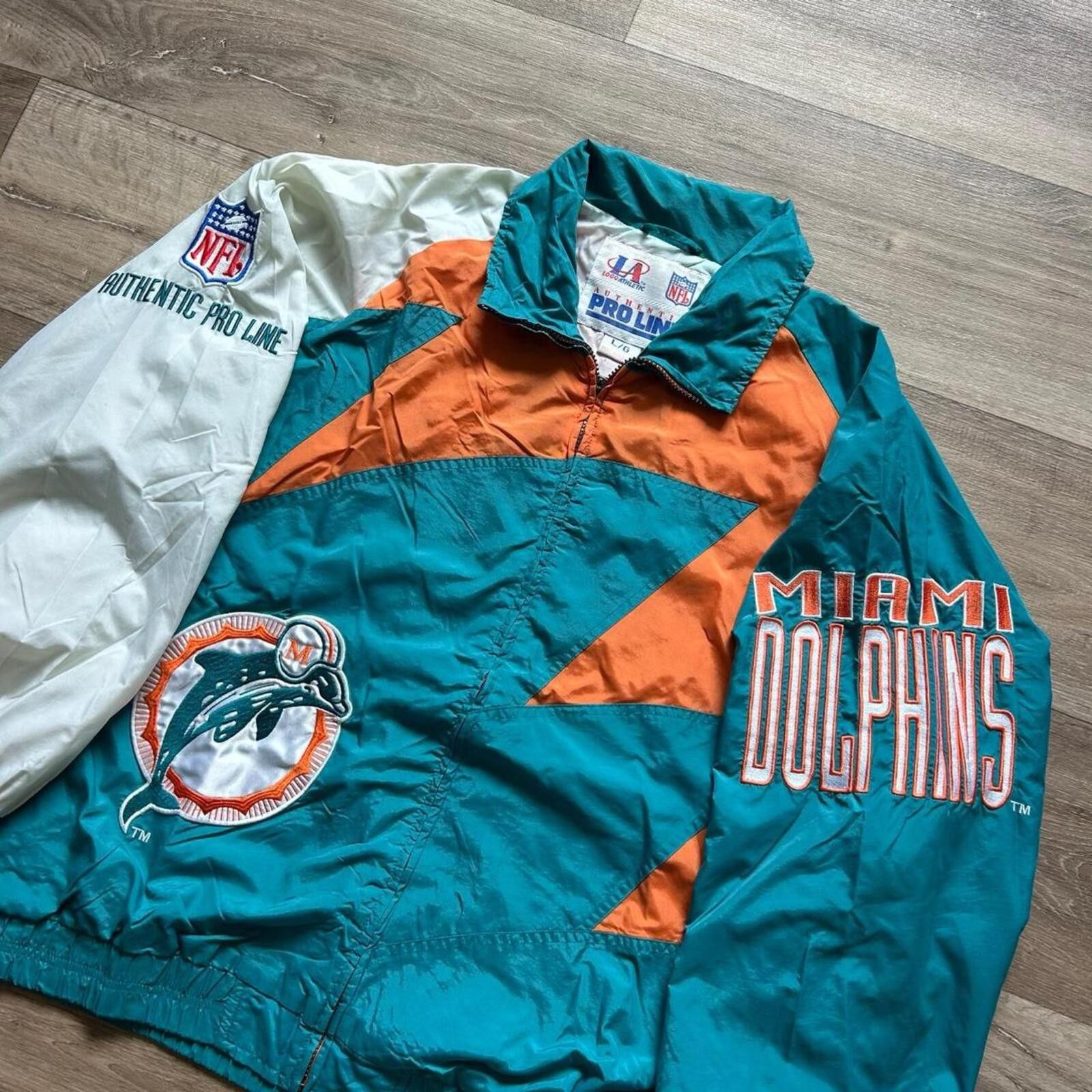 Other Vintage 90’s Miami Dolphins NFL Sharktooth Jacket Size L Size US L / EU 52-54 / 3 - 2 Thumbnail