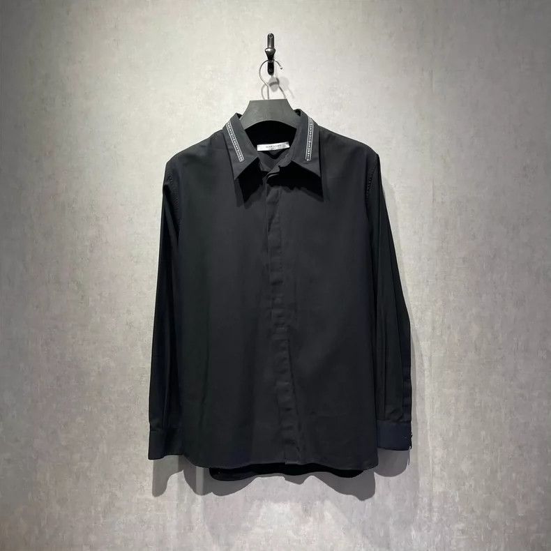 Givenchy Givenchy Logo Embroidered Long Sleeve Shirt with Collar Size US M / EU 48-50 / 2 - 1 Thumbnail