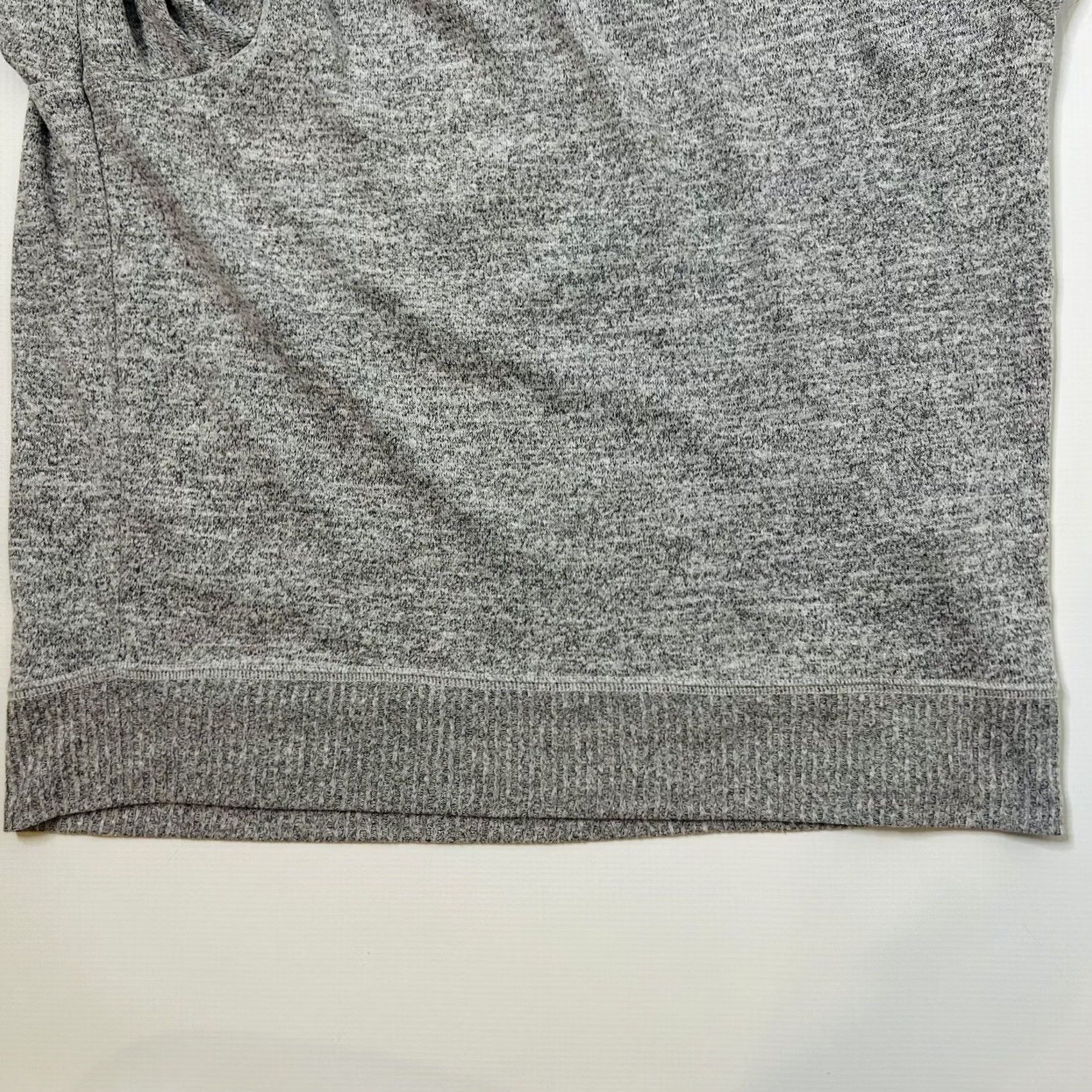 Abercrombie & Fitch Abercrombie & Fitch Gray Pullover Sweater Crew Neck Flare Sleeves With Tie Size Small Womens Knitted Knit Casual/Workwear Size S / US 4 / IT 40 - 5 Thumbnail