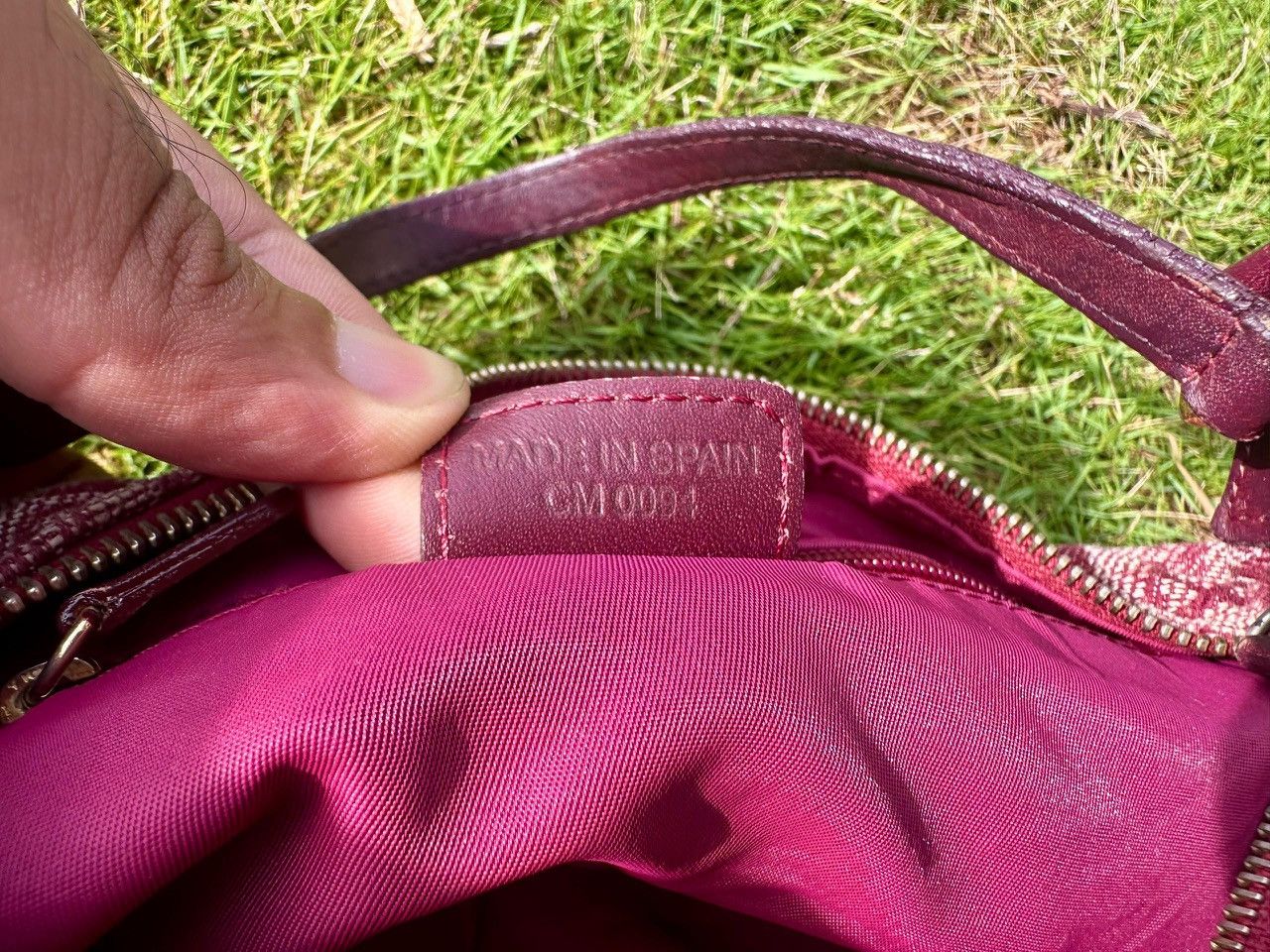 Dior Authentic Christian Dior Trotter Burgundy Monogram Pochette Size ONE SIZE - 8 Thumbnail