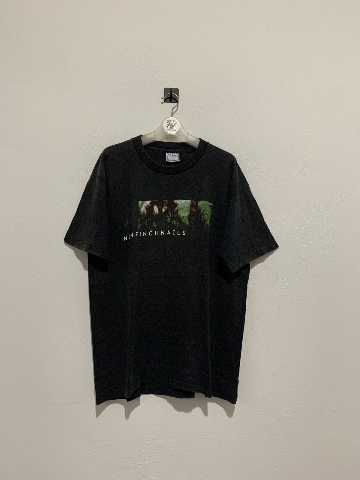 Vintage Nine inch nails Size US L / EU 52-54 / 3 - 1 Thumbnail