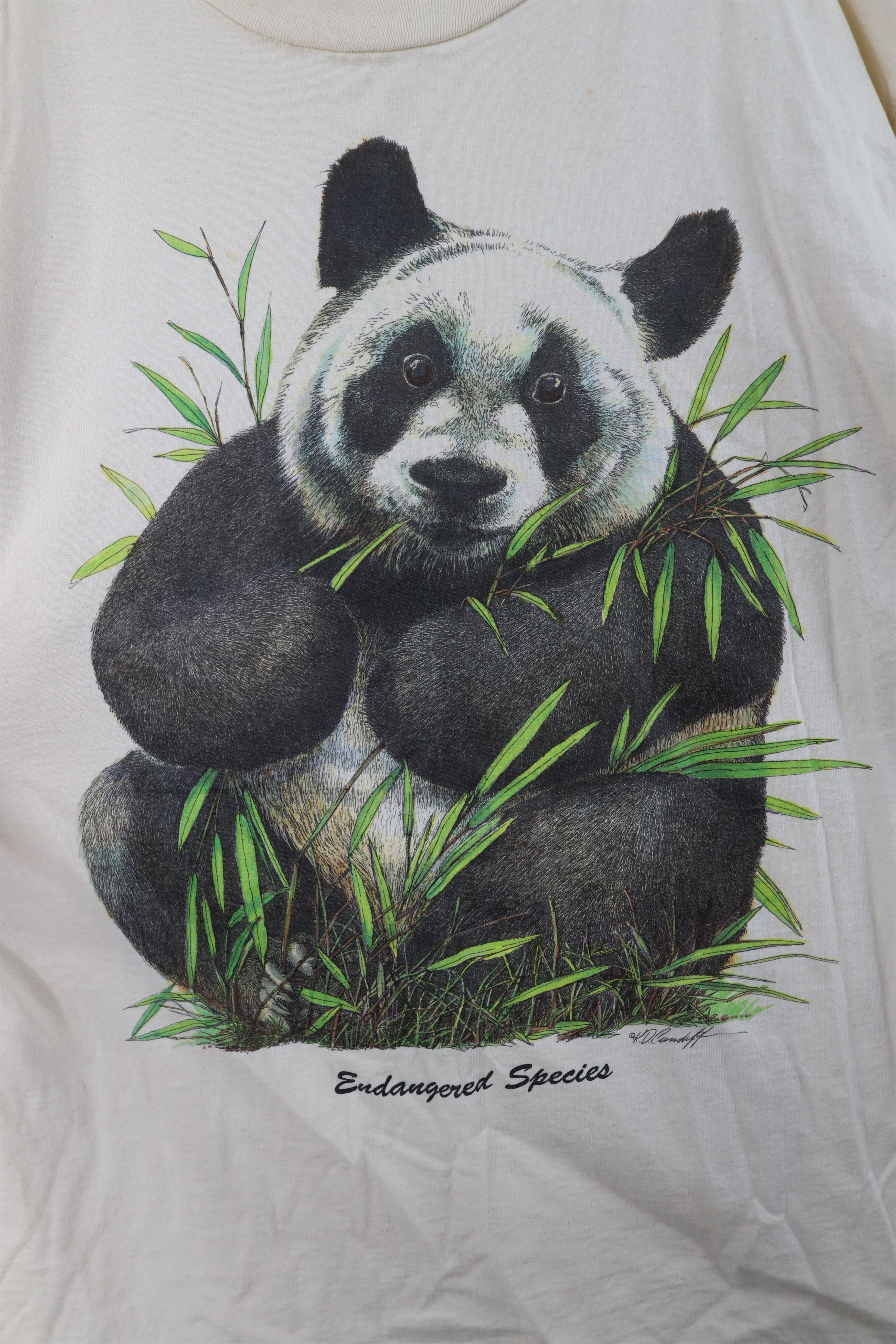Vintage Vintage 90s Streetwear Species Panda Bear T-Shirt USA Size US XXL / EU 58 / 5 - 4 Thumbnail