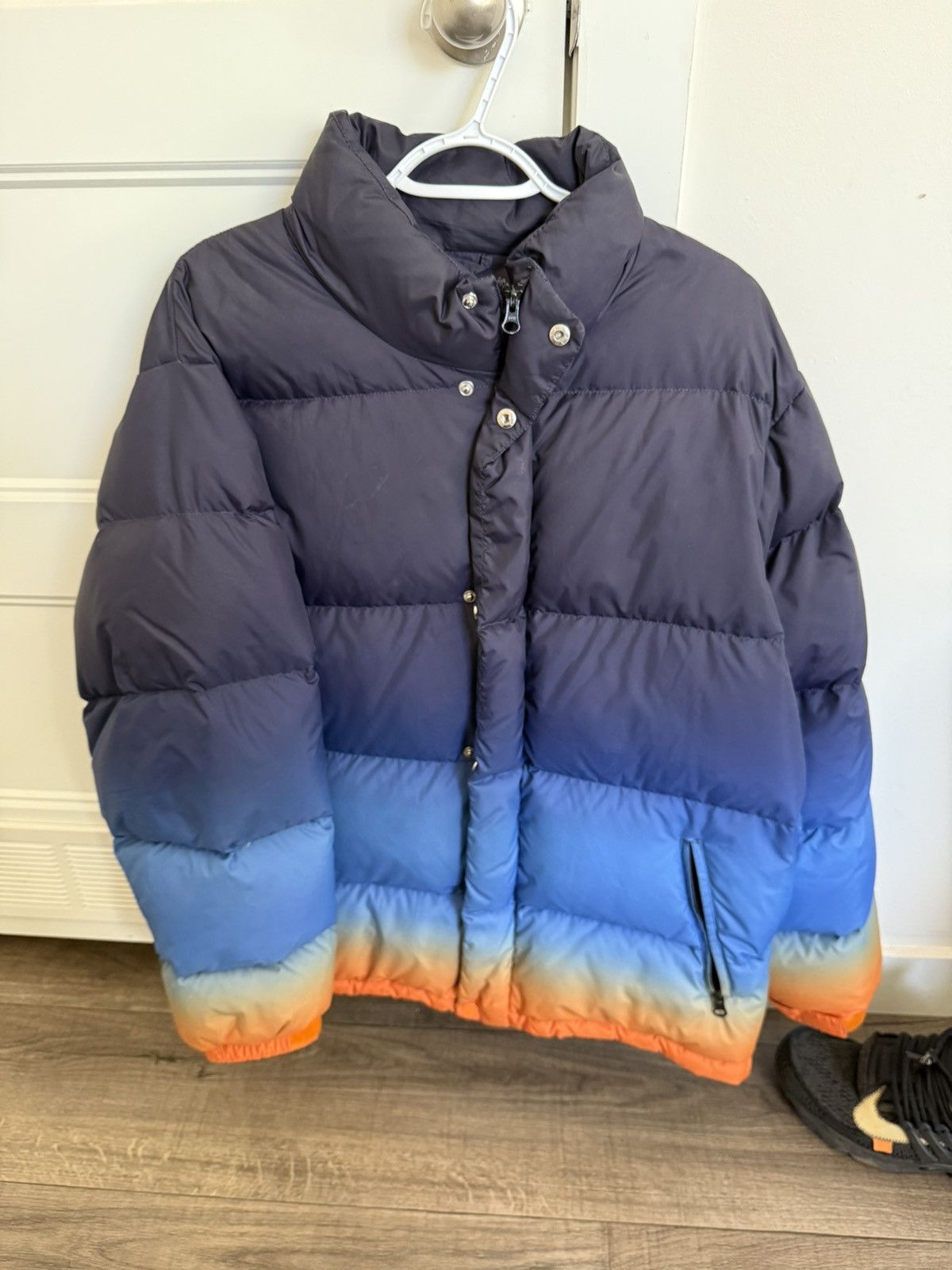 Supreme Supreme gradient puffy jacket navy Size US L / EU 52-54 / 3 - 2 Thumbnail