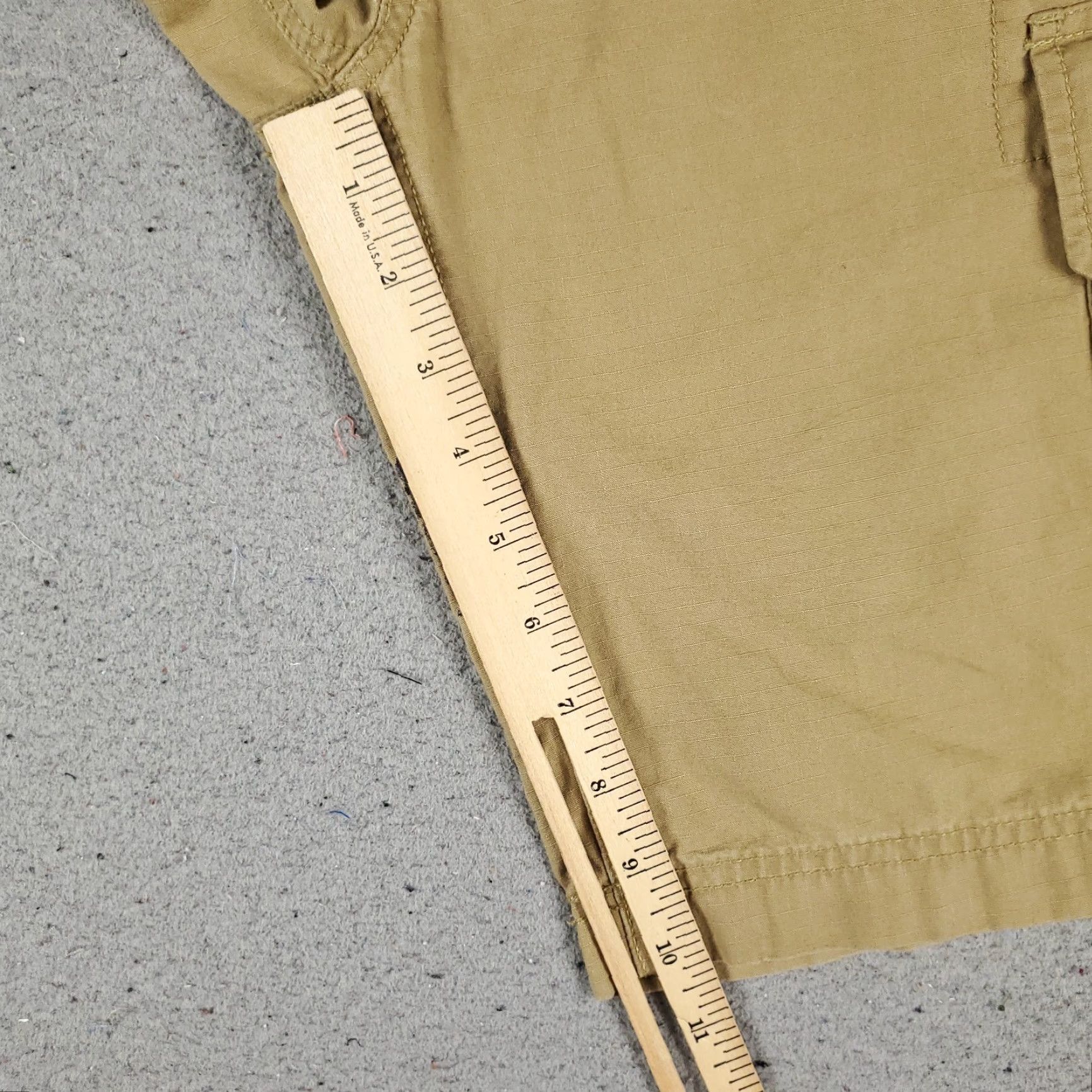 Nautica VINTAGE Nautica Cargo Shorts Mens Size 32 Beige Casual Outdoor Summer 90s Mens Size US 32 / EU 48 - 4 Thumbnail