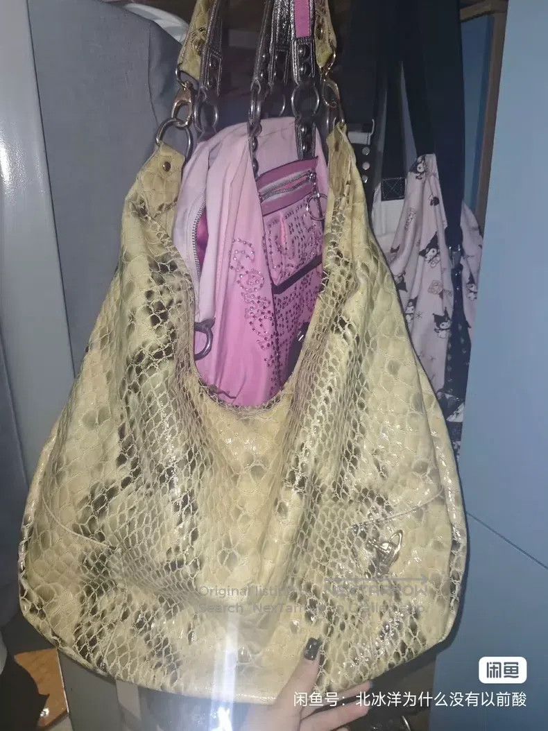 Vivienne Westwood Vivienne Westwood size os Snake pattern second-hand bag Size ONE SIZE - 1 Thumbnail