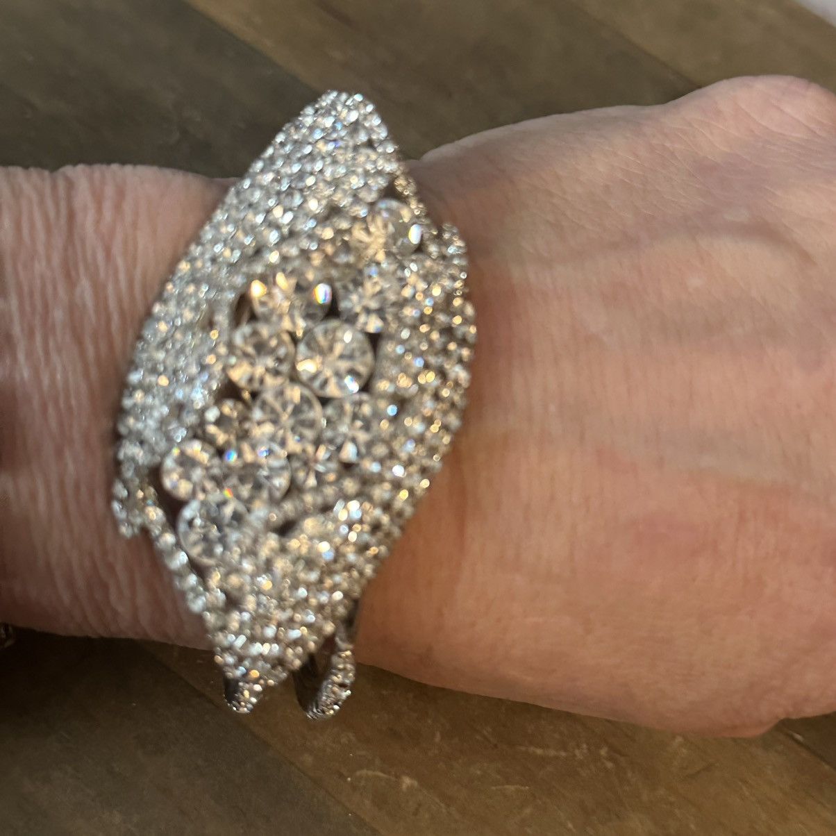 Vintage Vintage rhinestone clamper bracelet Size ONE SIZE - 2 Thumbnail