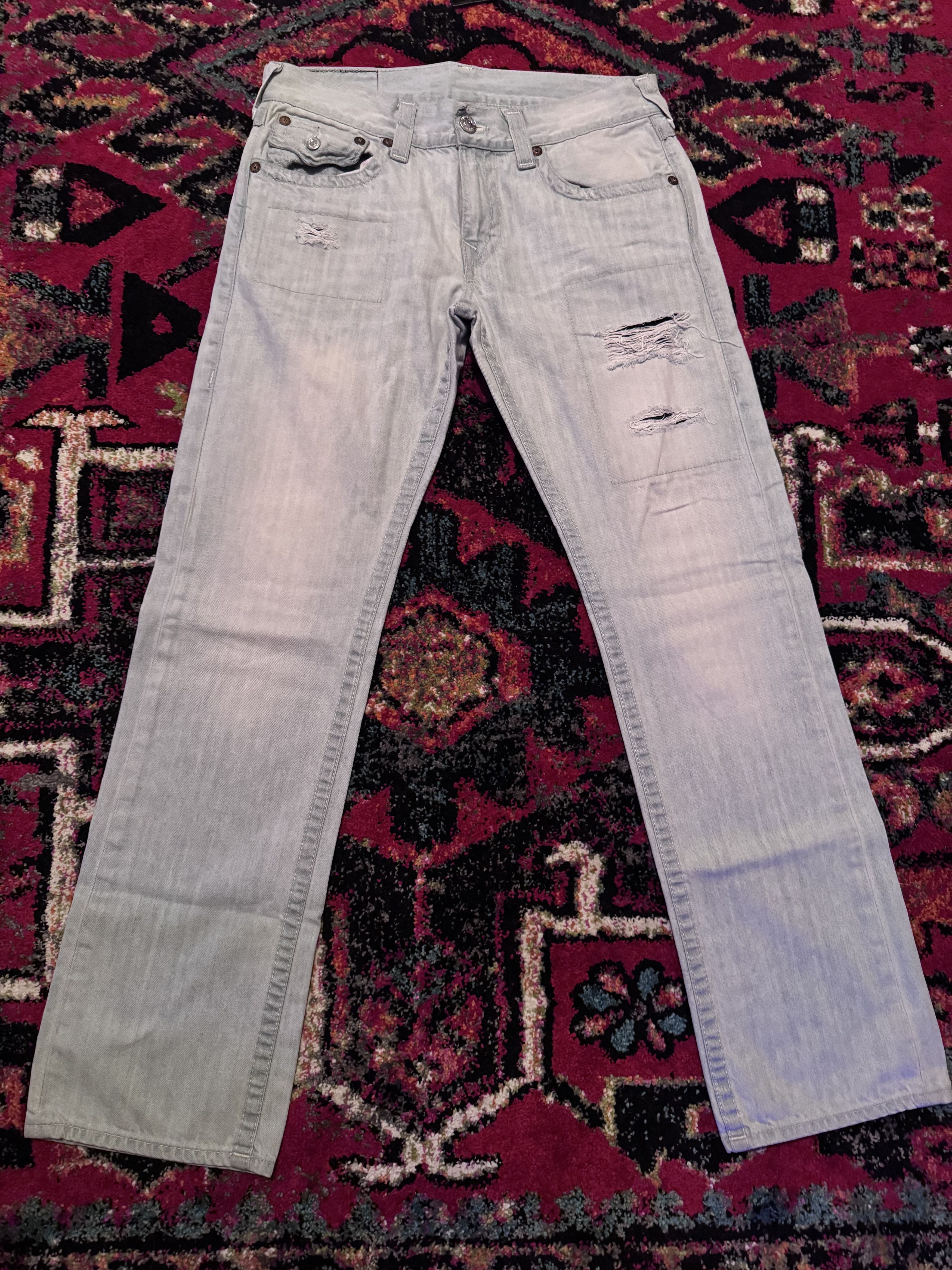 True Religion True Religion (World Tour) Light Long Straight Jeans Size US 32 / EU 48 - 1 Thumbnail