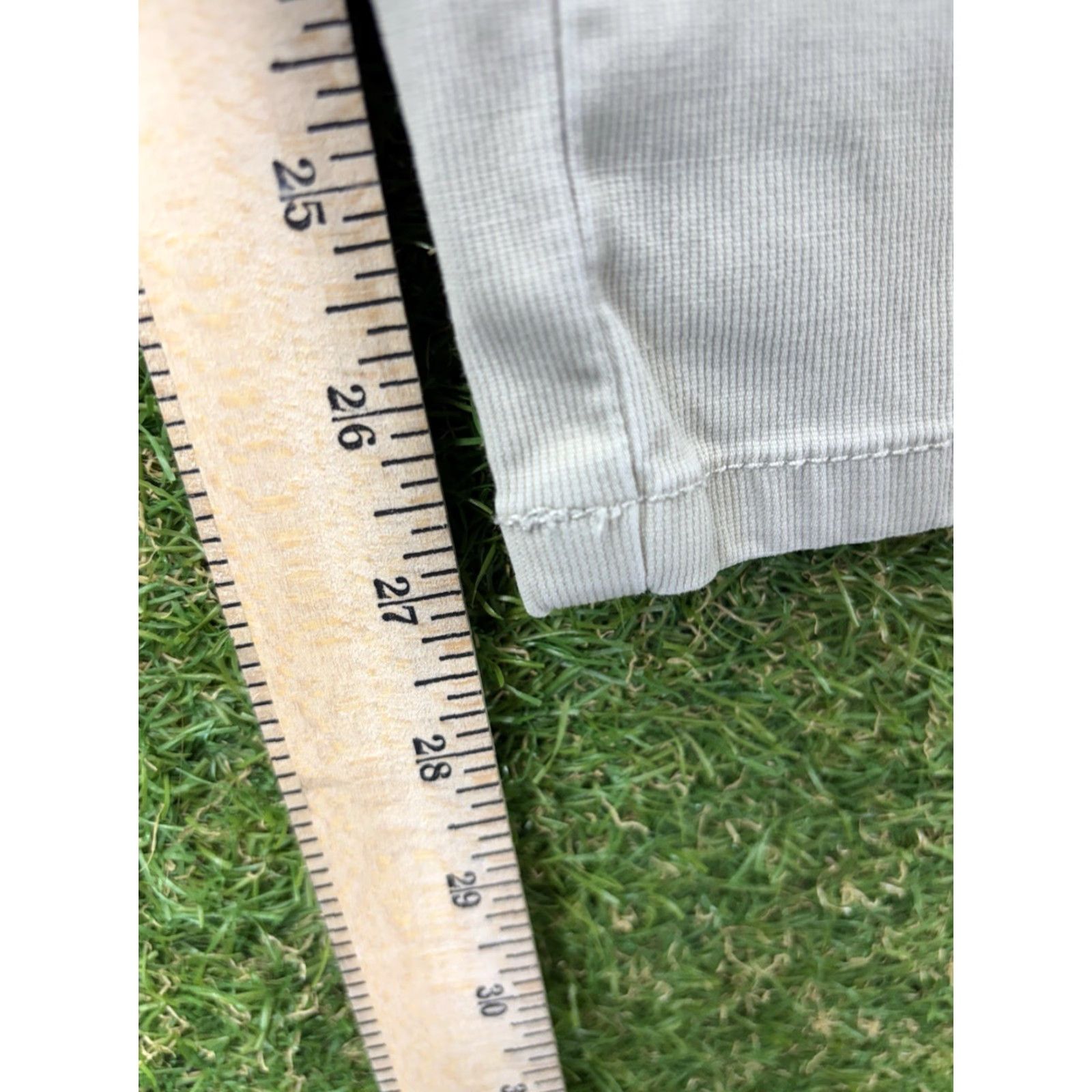 Tommy Bahama VINTAGE Tommy Bahama Pants Mens 35x32 Beige Khaki Santiago Beach Relaxed Casual T115575 Size US 35 - 4 Thumbnail