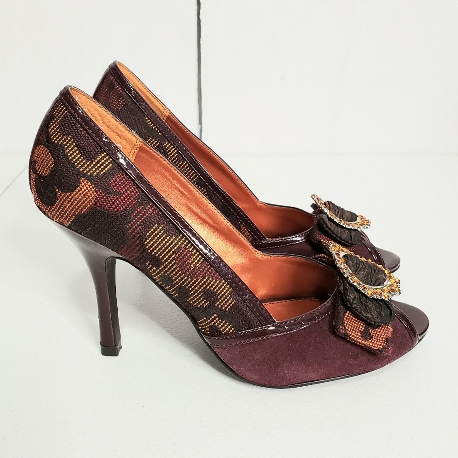 Chinese Laundry Chinese Laundry Dazzling Bow Suede Leather Pumps 7.5 Size US 7.5 / IT 37.5 - 1 Thumbnail