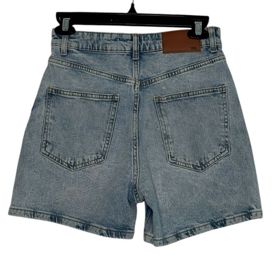 Zara Zara mom fit high waist jean shorts size 2 Size 26" / US 2 / IT 38 - 2 Thumbnail