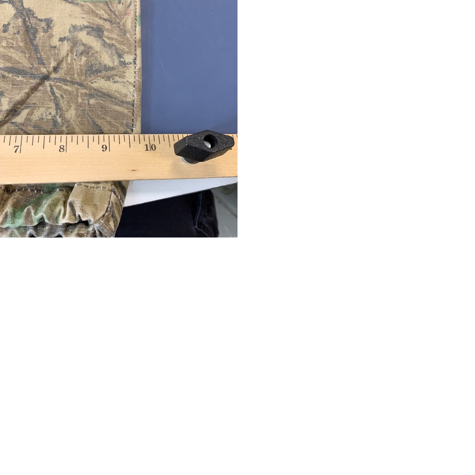 AMO VINTAGE Camo Hunting Pants Size 2XL 42x30 Brown Tree Made USA Pants Men 2XL Camouflage Cargo Relaxed Straight Inseam 30 USA Brown Camouflage 42x30 Size US 39 - 10 Thumbnail