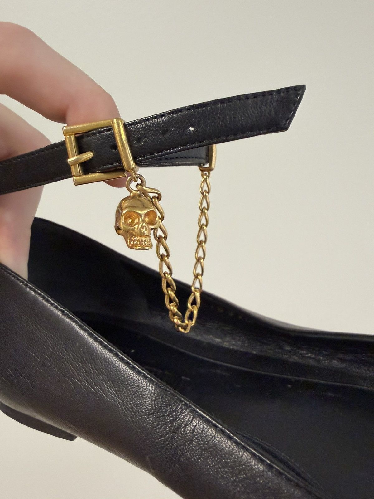 Alexander McQueen Archive Alexander McQueen Gold Skull Chain Ballet Flats Size US 10.5 / IT 40.5 - 2 Thumbnail