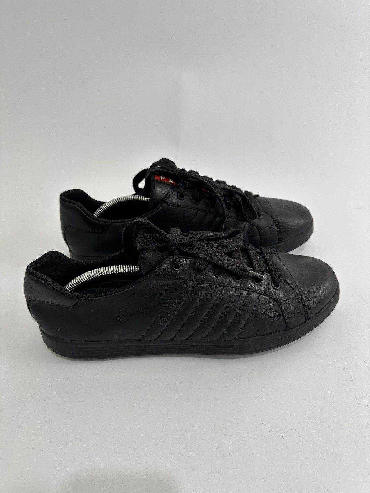 Pre-owned Prada Black Leather Low Top Sneakers Size