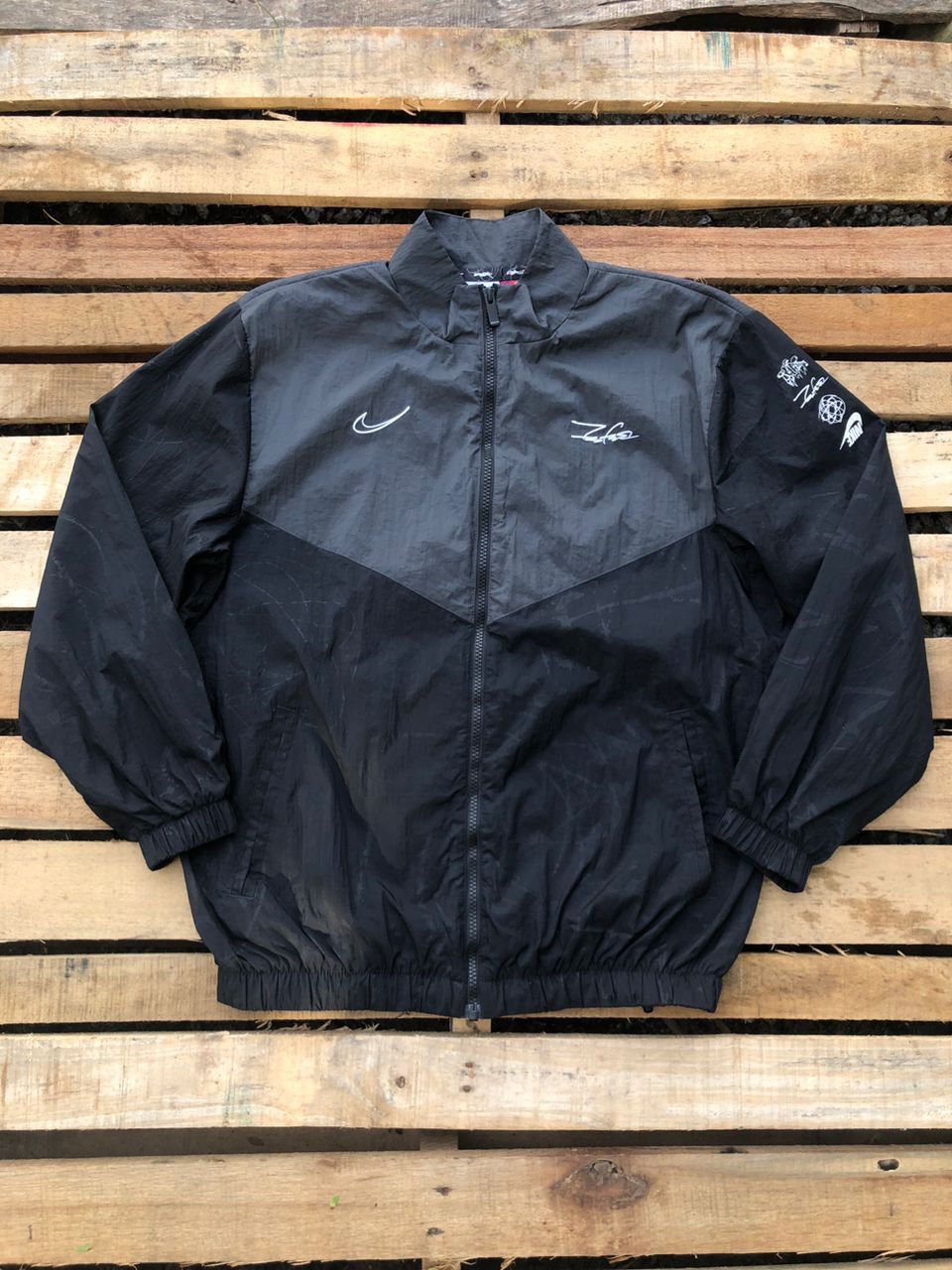 Futura × Nike Nike X Futura Breaking Lined Windrunner Jacket Size US S / EU 44-46 / 1 - 2 Thumbnail