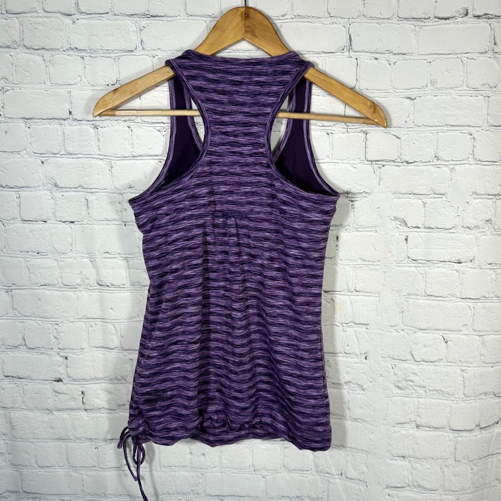 Athleta Athleta Tank Top Racerback XS Purple Space Dye with Drawstring Hem Built-In Bra Moisture Wicking Activewear Shirt Woman Size XS / US 0-2 / IT 36-38 - 4 Thumbnail