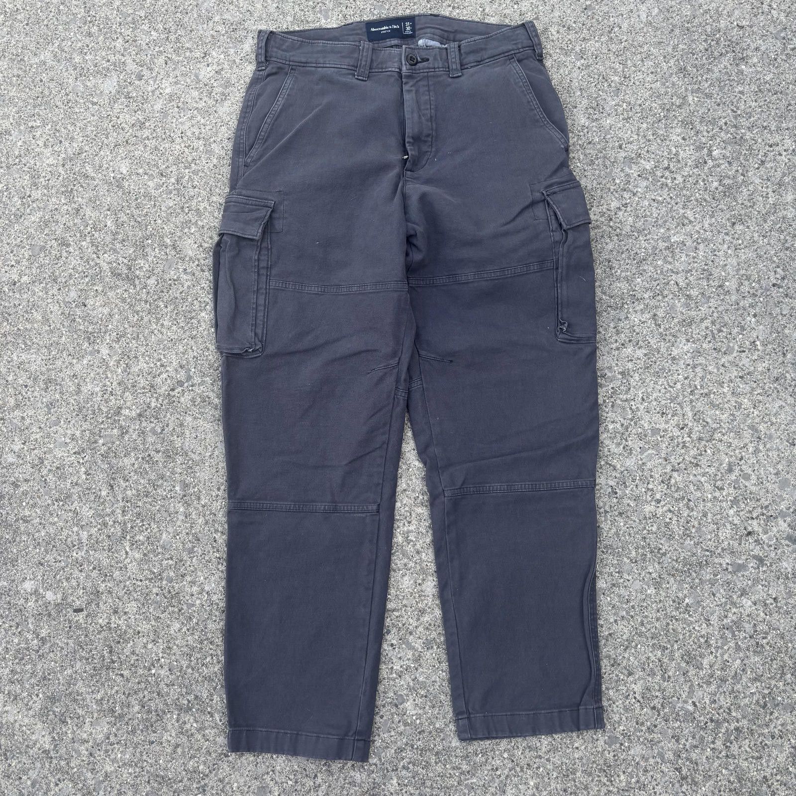 Abercrombie & Fitch Abercrombie & Fitch Stretch Cargo Pants - Size 31W/30L Size US 31 - 1 Thumbnail