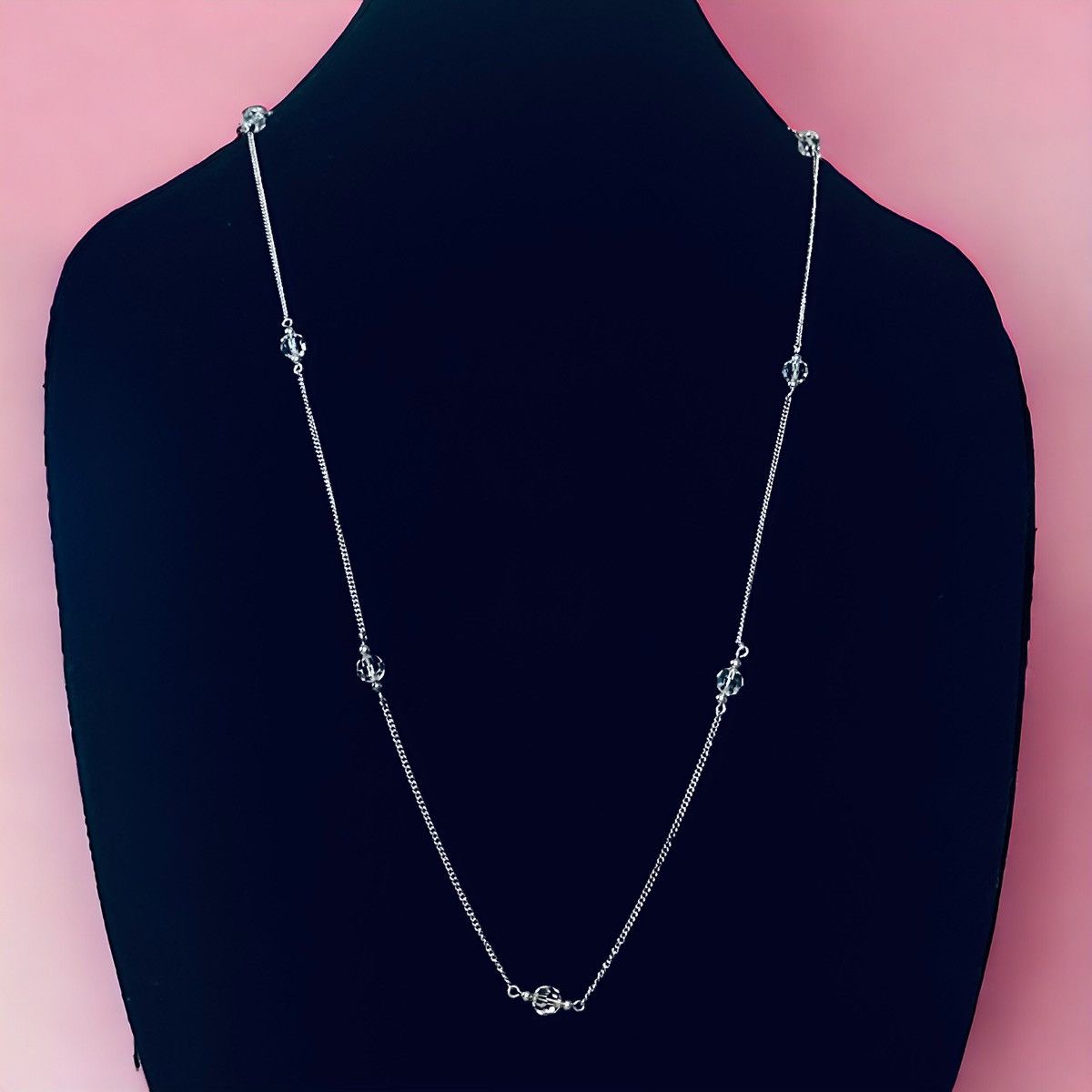 Vintage Vintage Avon crystal bead station necklace Size ONE SIZE - 1 Thumbnail
