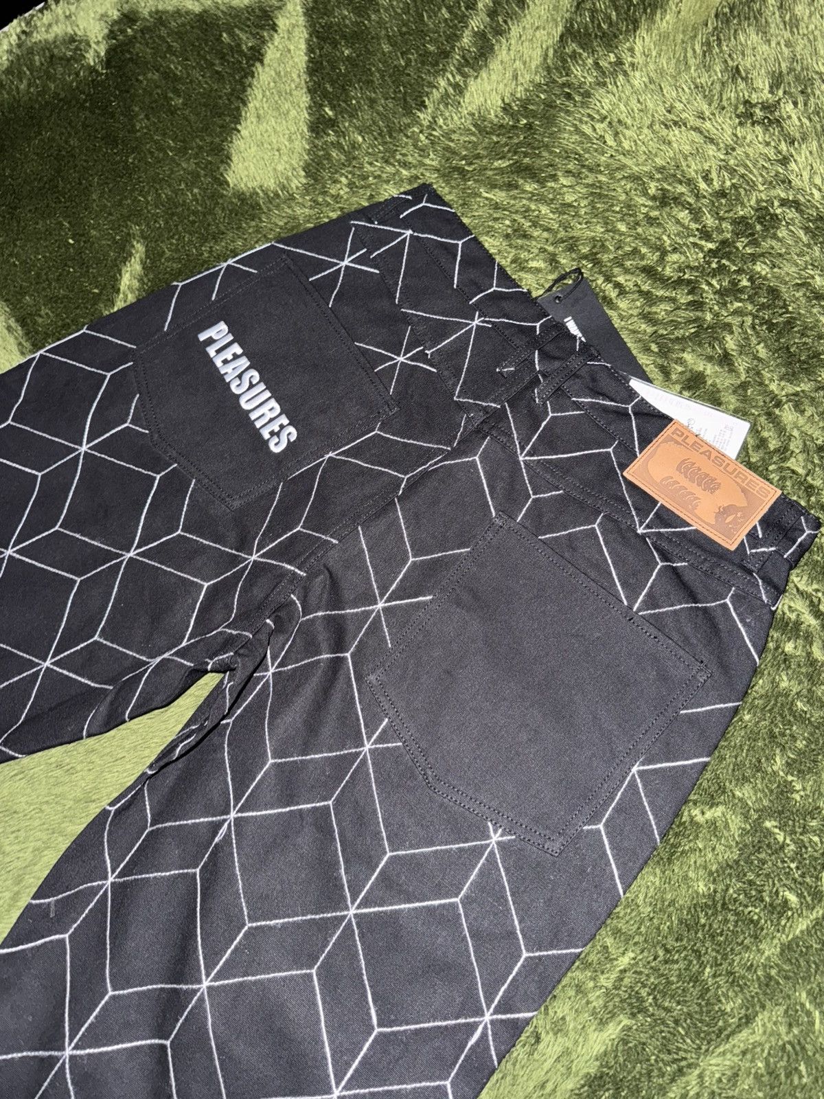 Pleasures [34] Pleasures vocal pattern embroidery logo denim pants Size US 34 / EU 50 - 8 Thumbnail