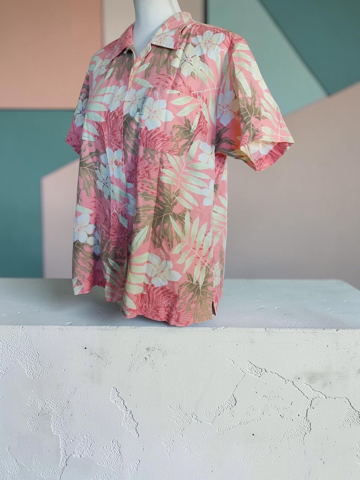 Columbia Columbia River Resort Floral Print Short Sleeve Blouse Size Size XL / US 12-14 / IT 48-50 - 4 Thumbnail