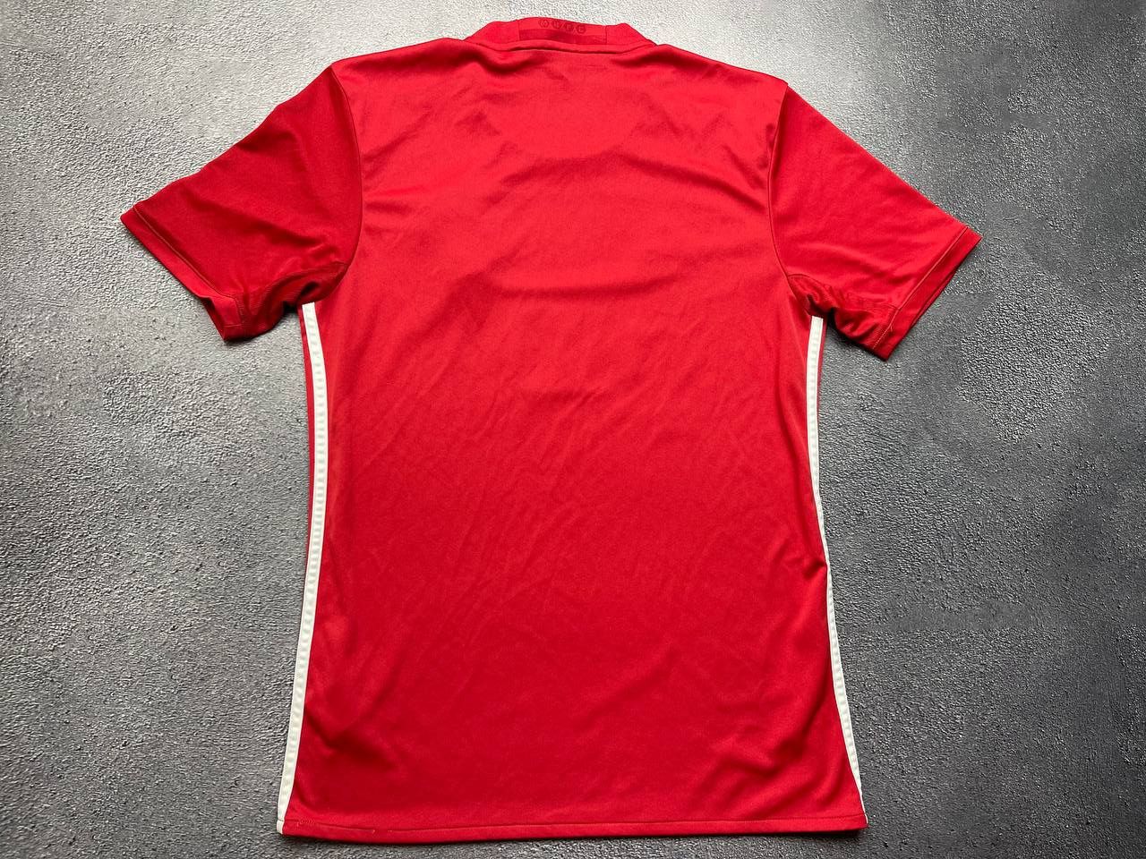 Adidas Manchester United 2016/2017 Home Shirt Size S Size US S / EU 44-46 / 1 - 2 Thumbnail
