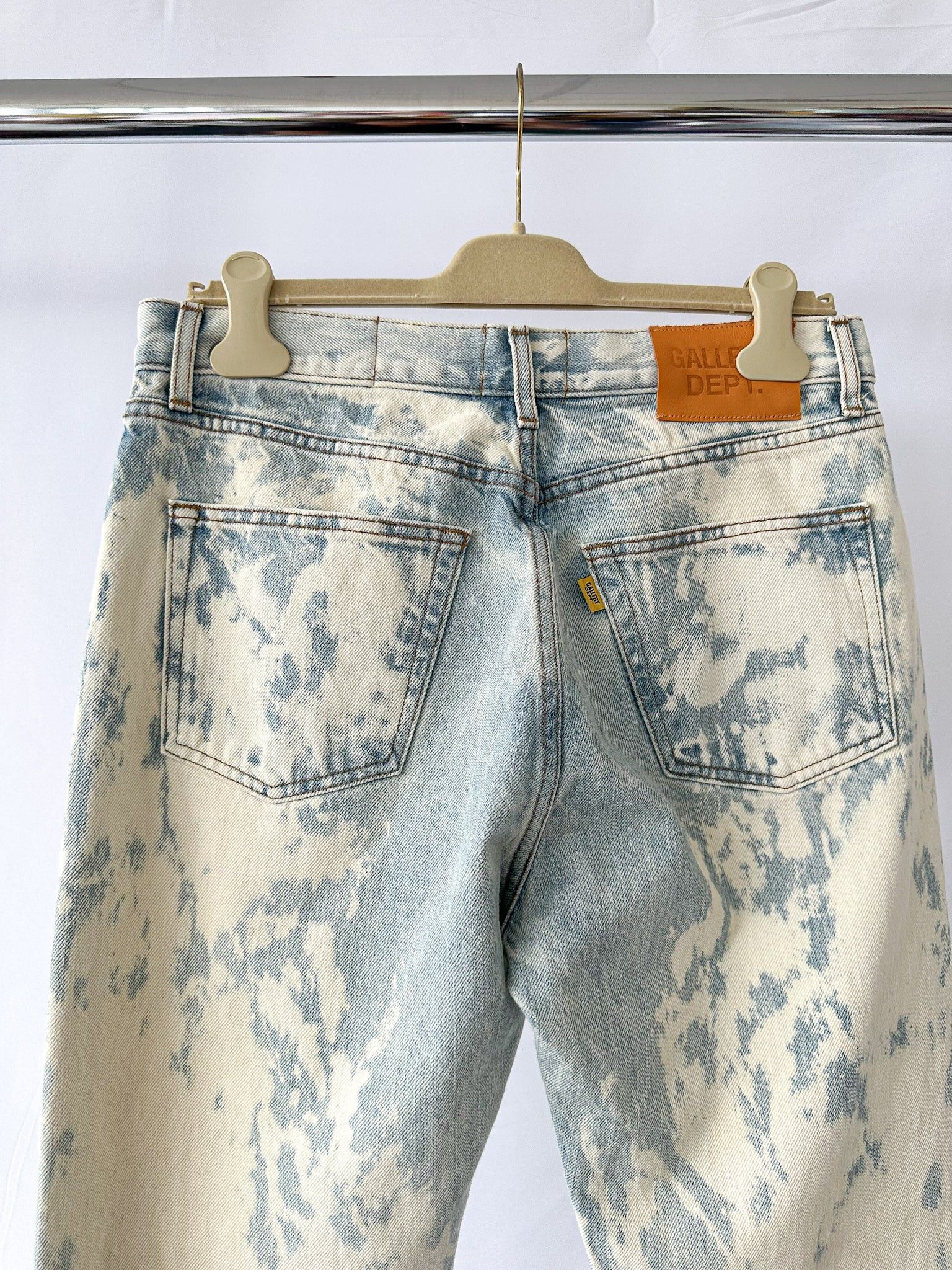 Gallery Dept. Gallery Dept Levi 501 Surf Side Beached Reworked Jeans Size US 32 / EU 48 - 10 Thumbnail