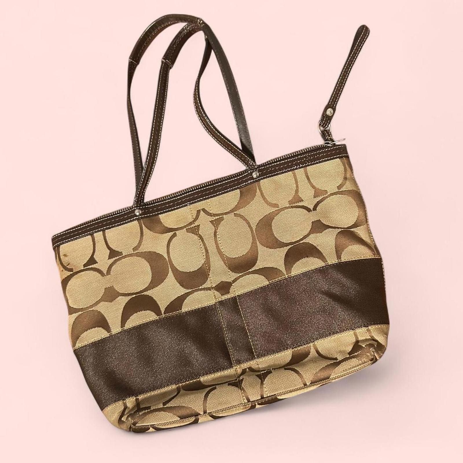 Coach VTG Coach Brown Bag Super Cute Y2K Size ONE SIZE - 1 Thumbnail