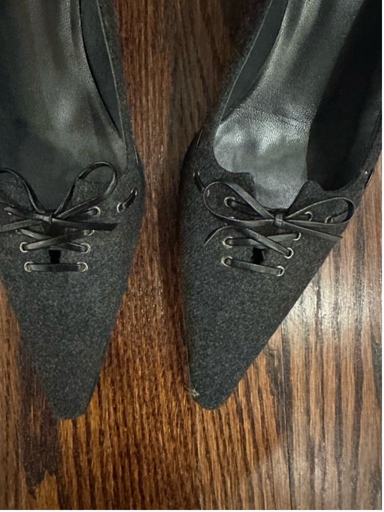 Stuart Weitzman Women's Stuart Weitzman Heels Size 9.5 Gray Size US 9.5 / IT 39.5 - 4 Thumbnail