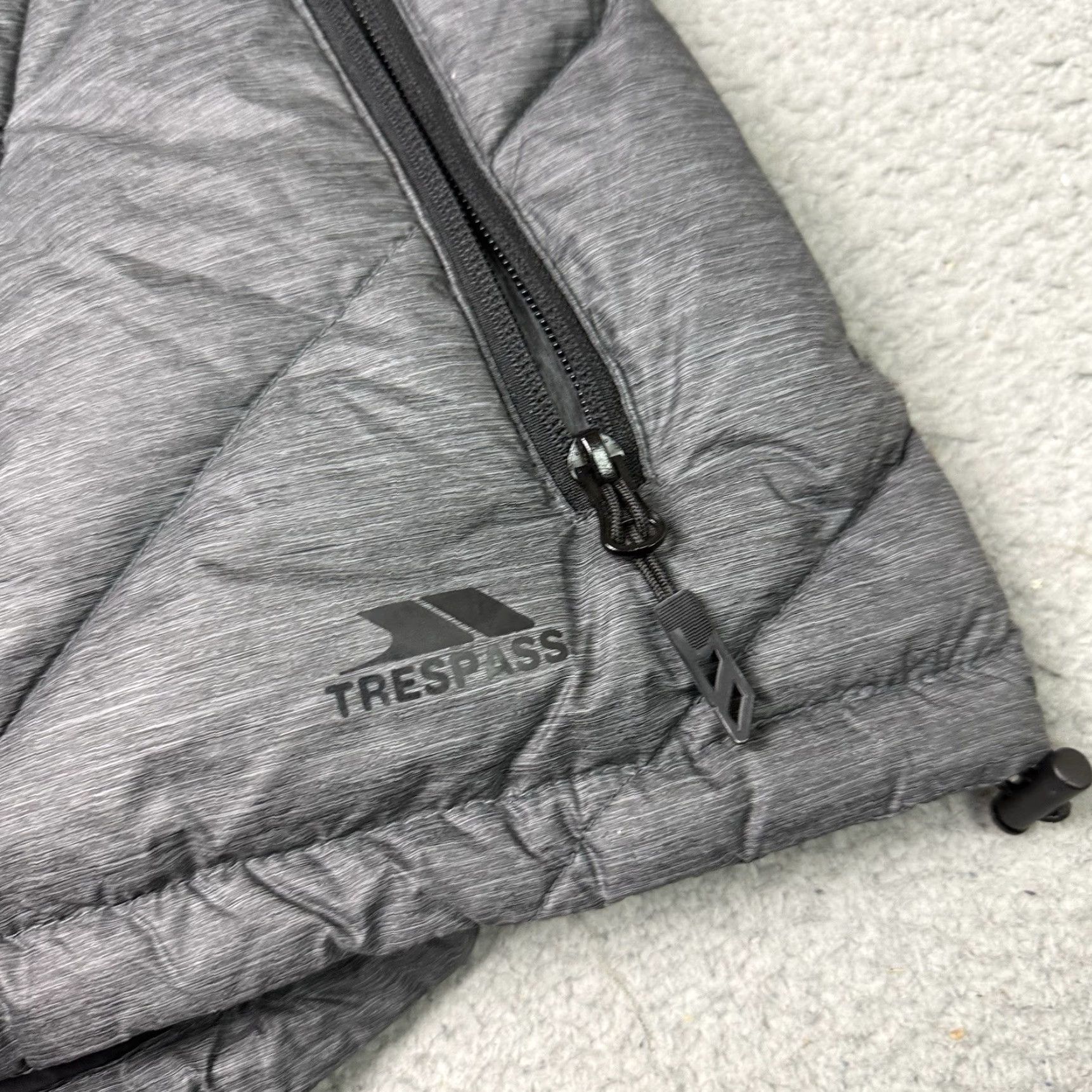 Vintage Trespass Puffer Jacket Womens S Gray Down Filled Insulated Coat Outdoor Jacket Puffer Womens Small Gray Down Filled Insulated Coat Outdoor S Size S / US 4 / IT 40 - 4 Thumbnail