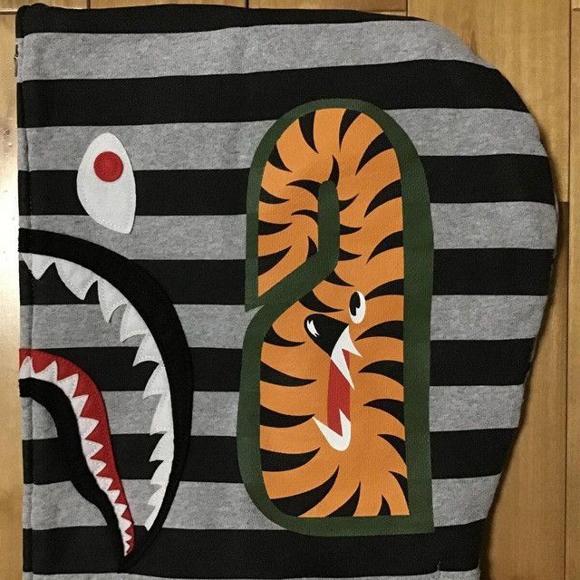 Bape BAPE Stars and Stripes Shark full zip hoodie a bathing ape Size US M / EU 48-50 / 2 - 5 Thumbnail