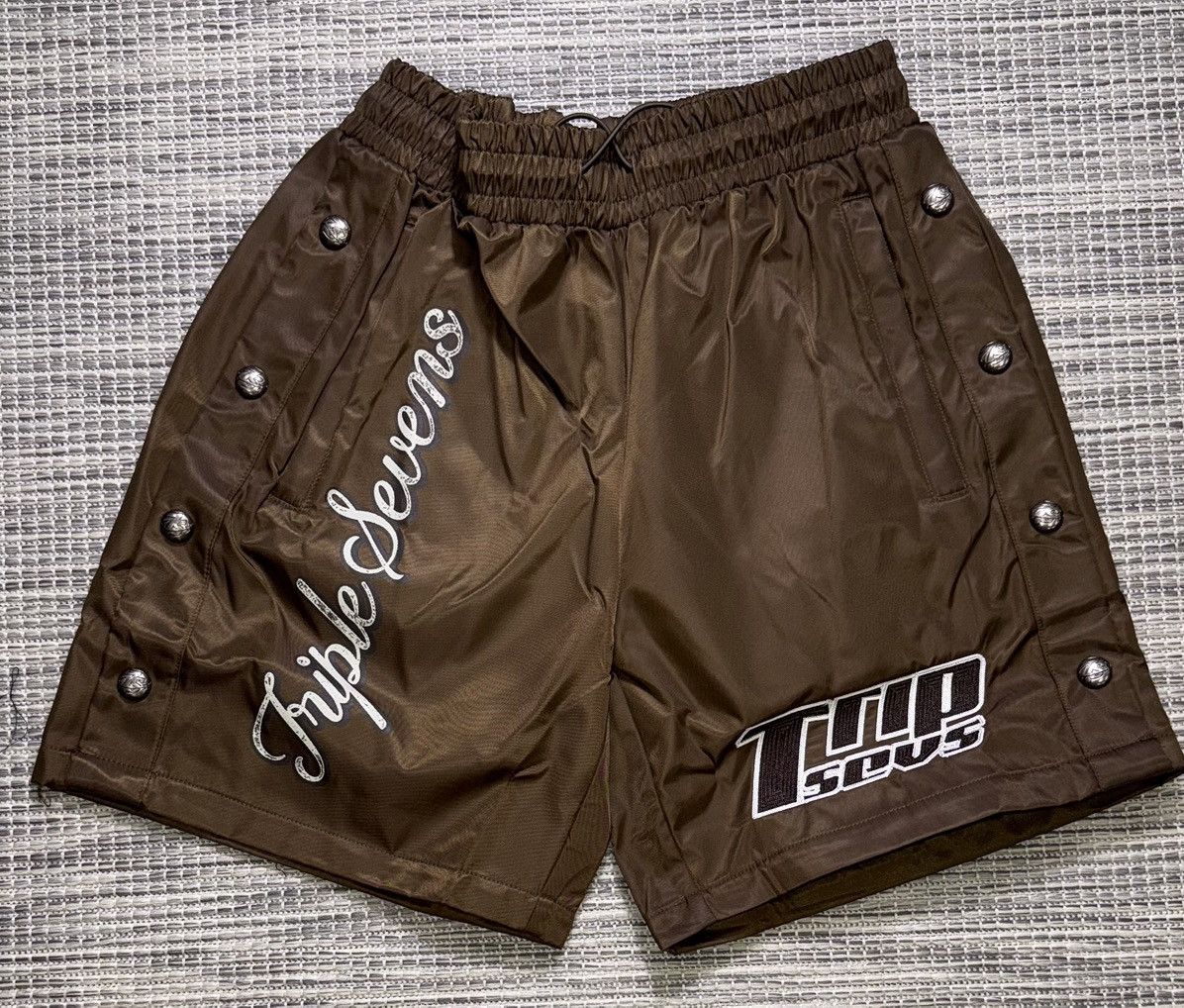 TRIPLE SEVENS Triple Sevens Brown Nylon Button Up Shorts Size US 32 / EU 48 - 1 Thumbnail