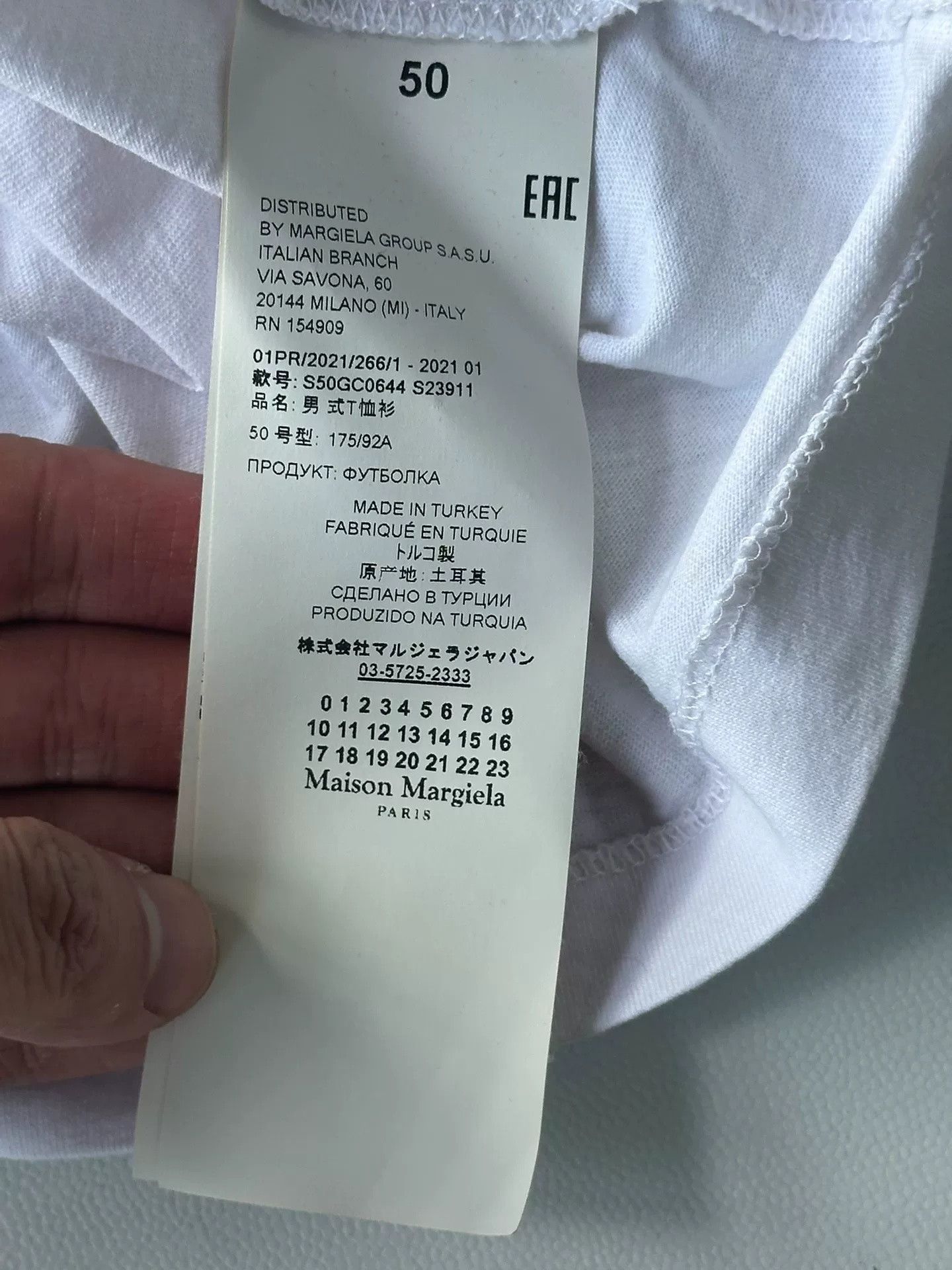 Maison Margiela Maison Margiela Label Short Sleeve Size US M / EU 48-50 / 2 - 2 Thumbnail