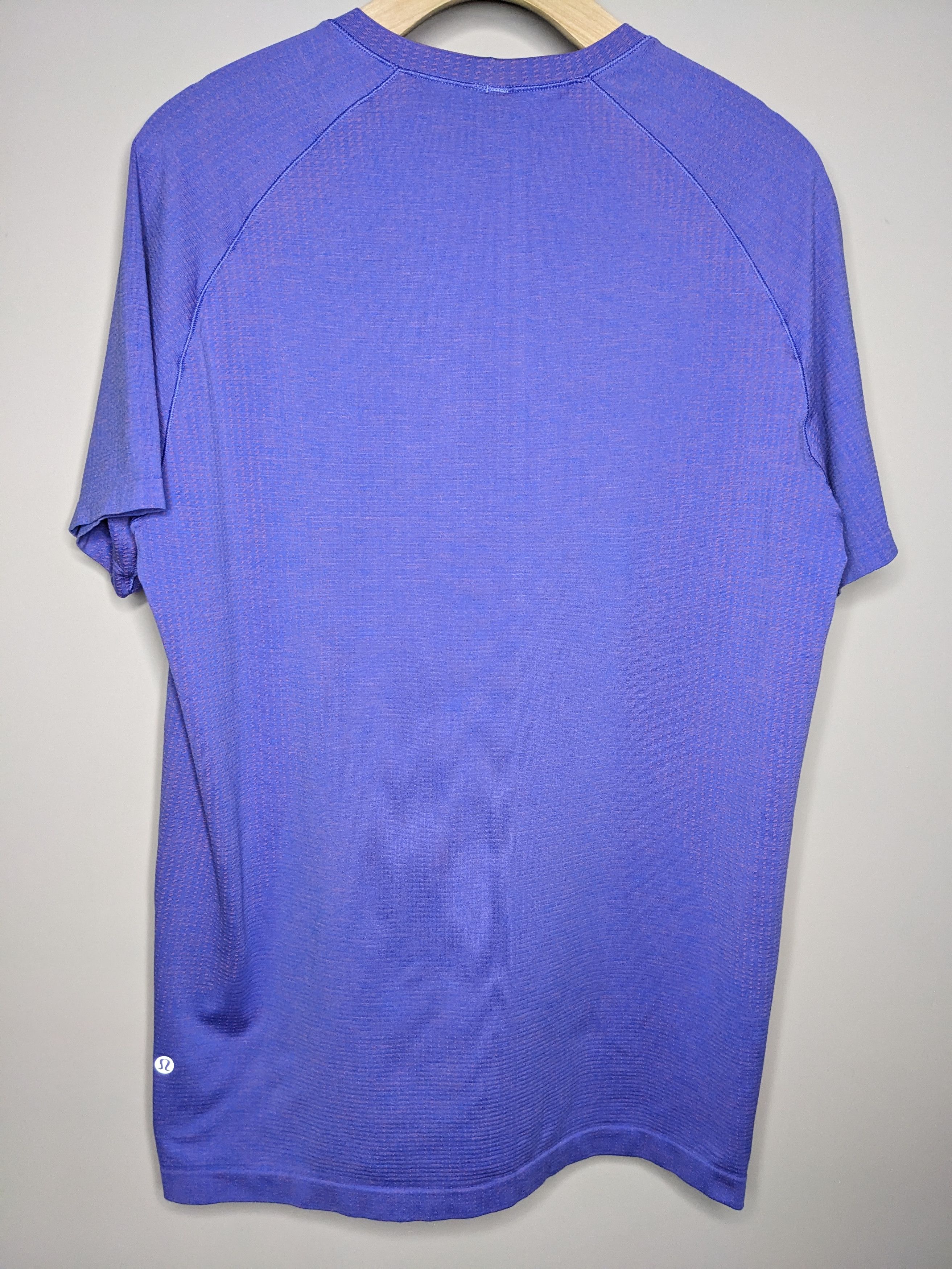 Lululemon Lululemon Metal Vent Tech Short Sleeve Shirt Large Blue Size US L / EU 52-54 / 3 - 6 Thumbnail