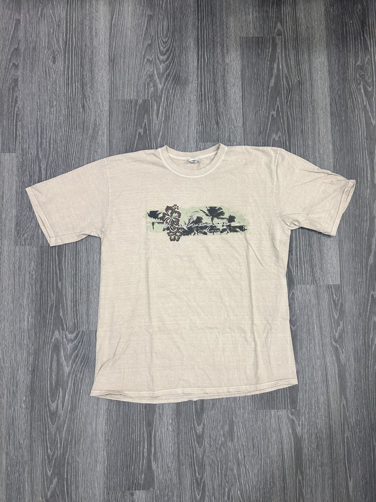 Other × Vintage Cream and multi-coloured vintage cotton t-shirt Size US XL / EU 56 / 4 - 1 Thumbnail