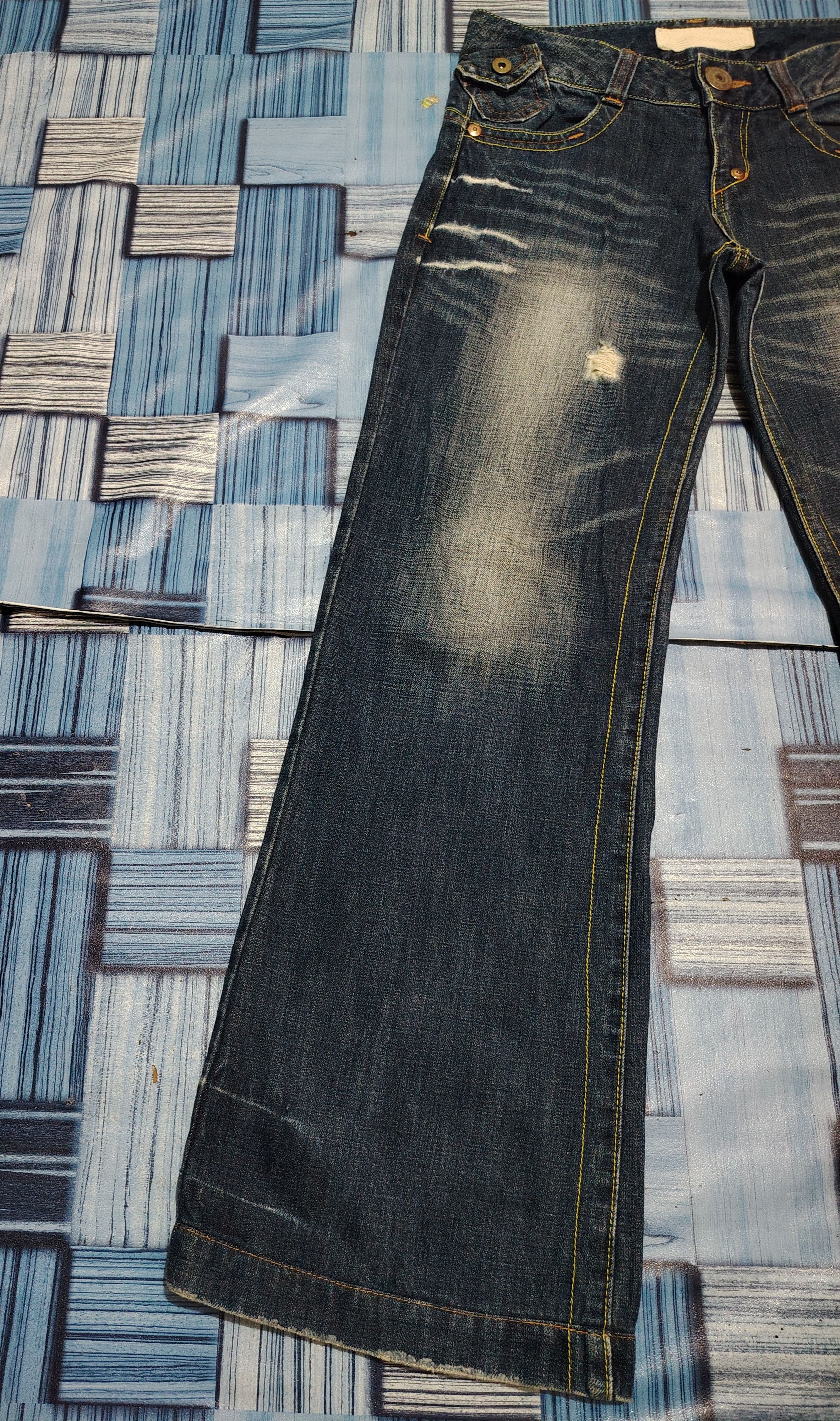 Who Decides War Japanese Saburoku Bell Bottom jeans Flared jeans Size US 31 - 4 Thumbnail