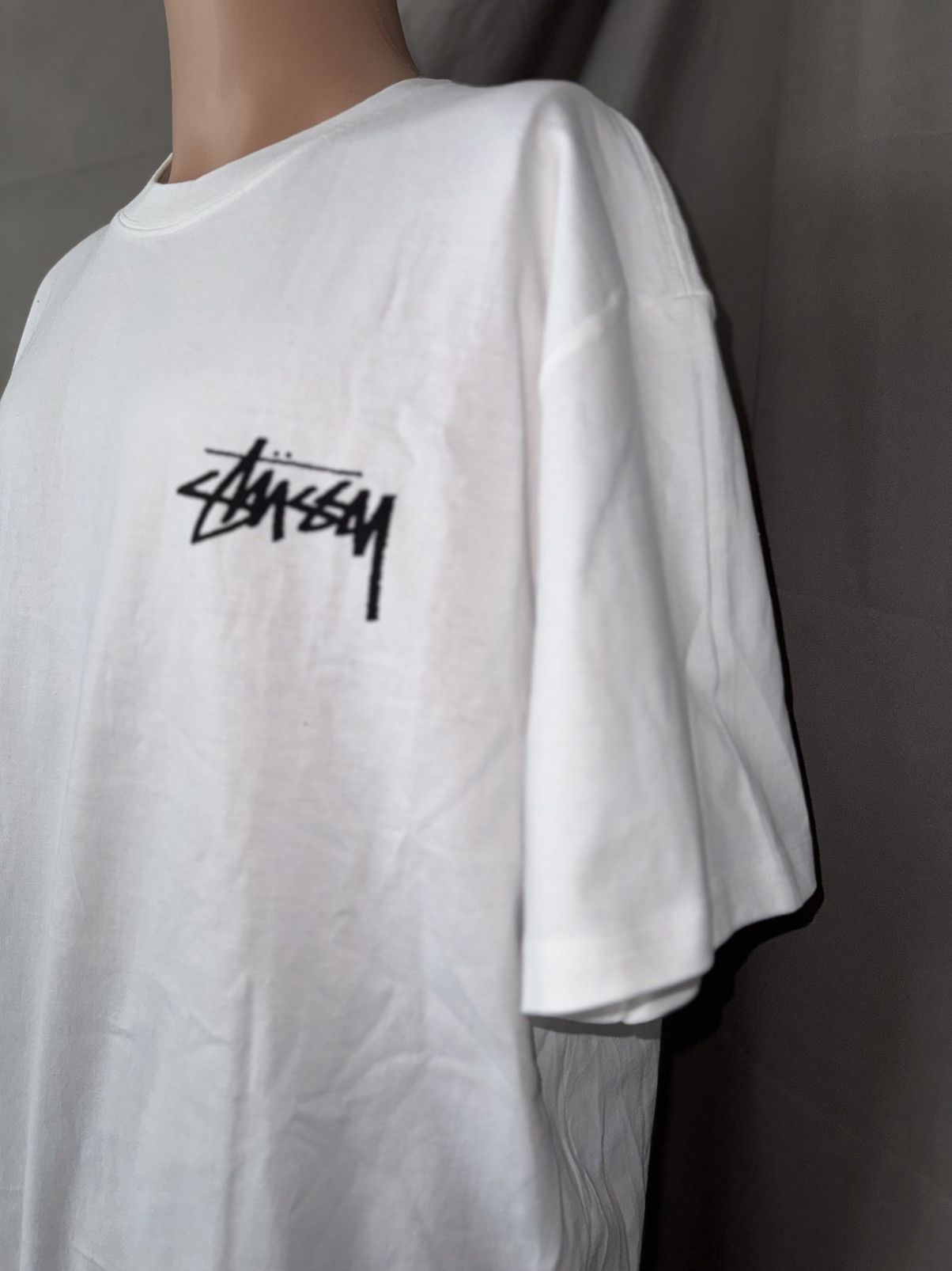 Stussy Stussy White Fuzzy Dice T Shirt Size Large Size US L / EU 52-54 / 3 - 4 Thumbnail