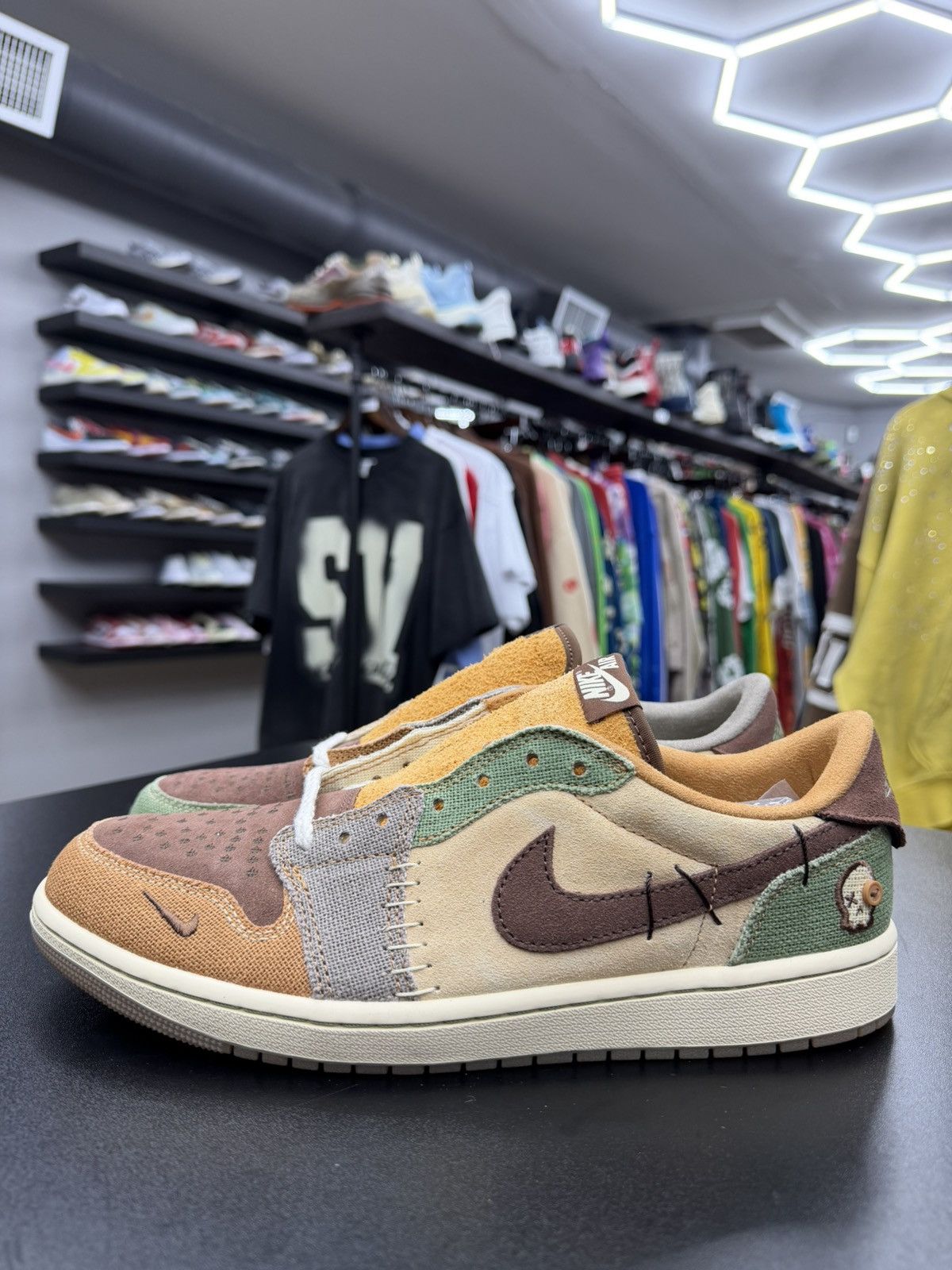 Jordan Brand Size 10.5 - Jordan 1 Retro Low Zion Williamson Voodoo Size US 10.5 / EU 43-44 - 1 Thumbnail