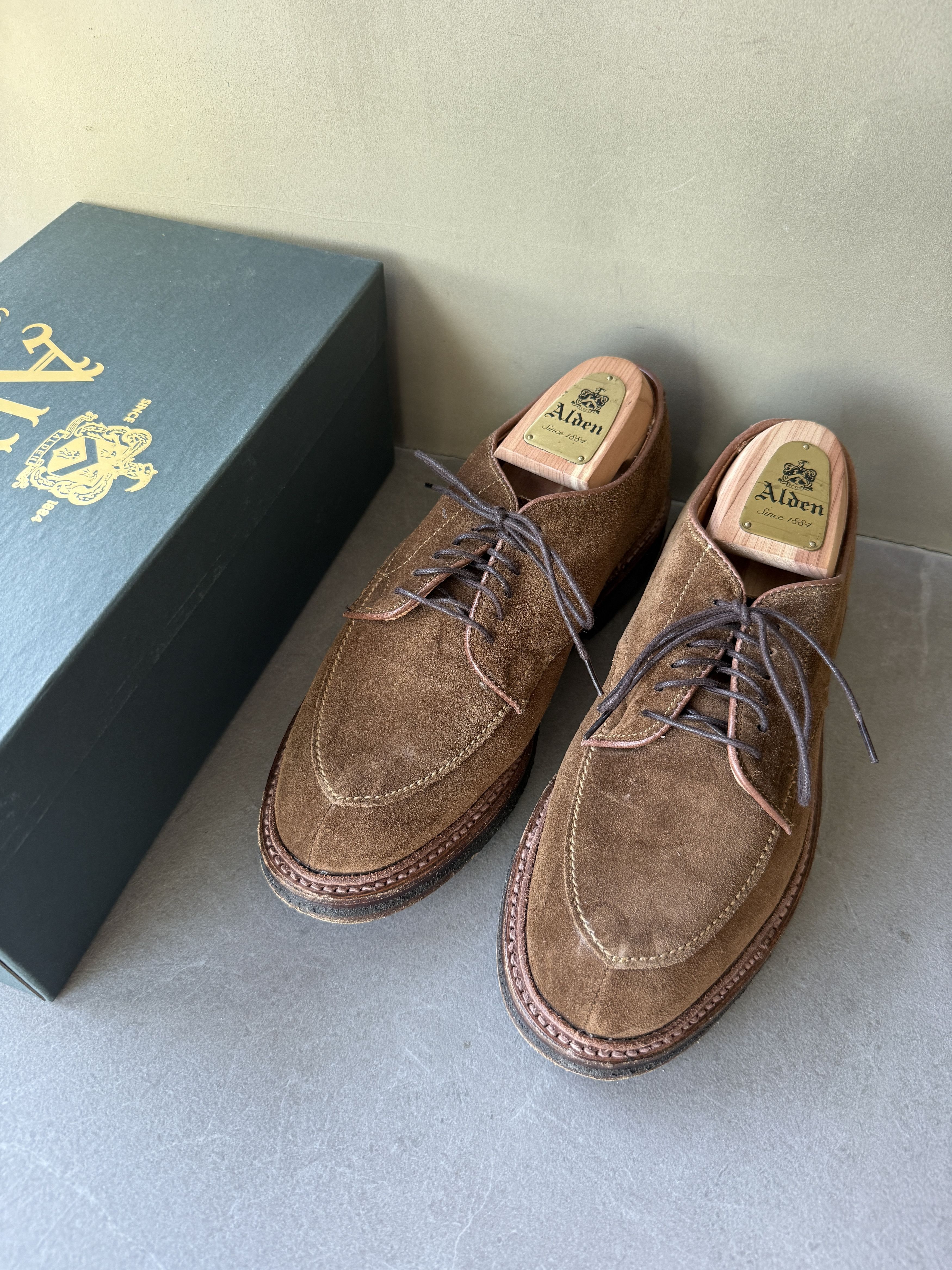 Alden Alden USA MTO Snuff Suede V Top Crepe Sole Shoes Barrie Last Size US 6 / EU 39 - 5 Thumbnail