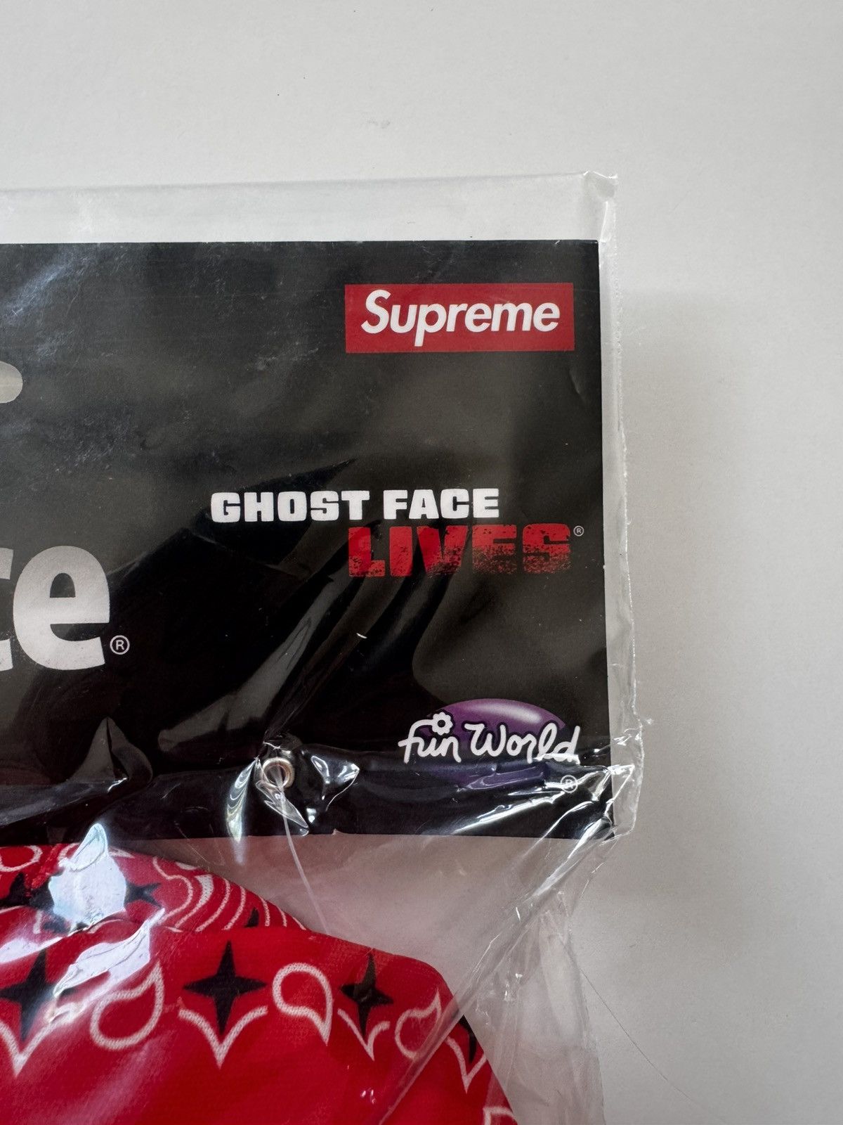 Supreme Supreme Ghostface Mask SS26 Red (IN HAND SHIPS FAST) Size ONE SIZE - 3 Thumbnail