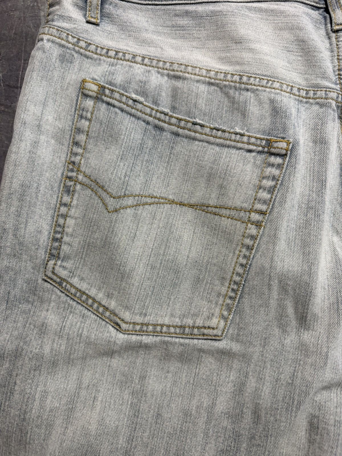 Balenciaga Balenciaga Baggy Denim Jeans Size US 30 / EU 46 - 10 Thumbnail